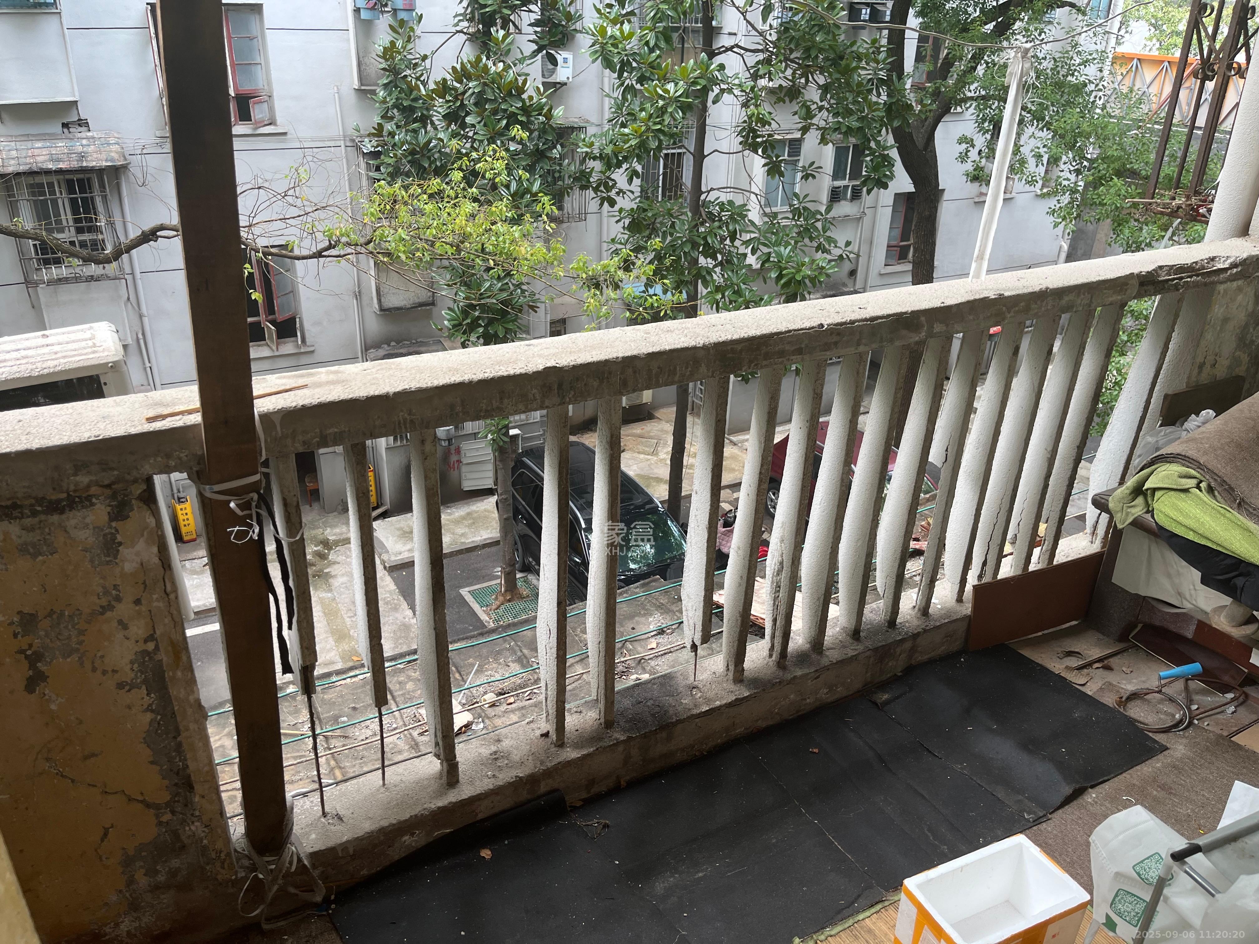 省商务厅宿舍  3室1厅1卫    1600.0元/月室内图