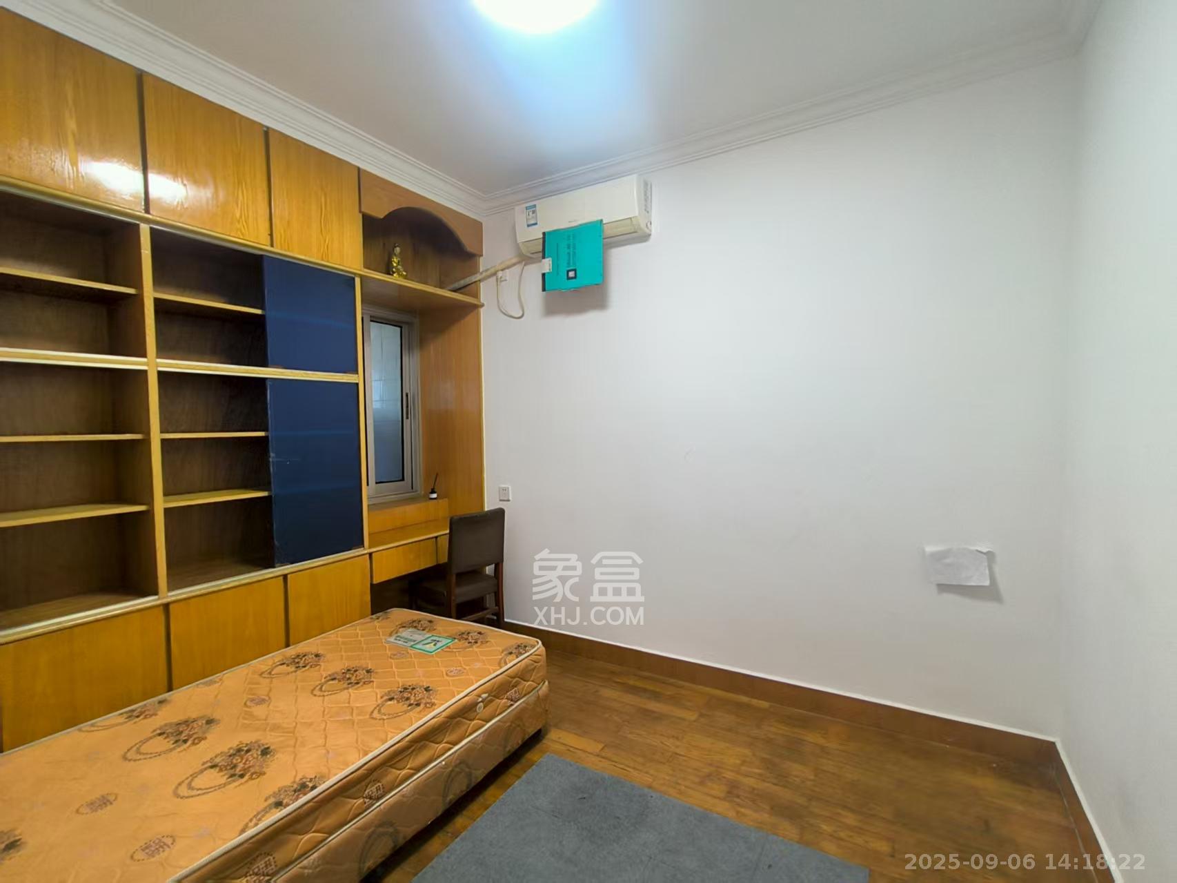 乔庄社区  3室1厅1卫    1900.0元/月室内图