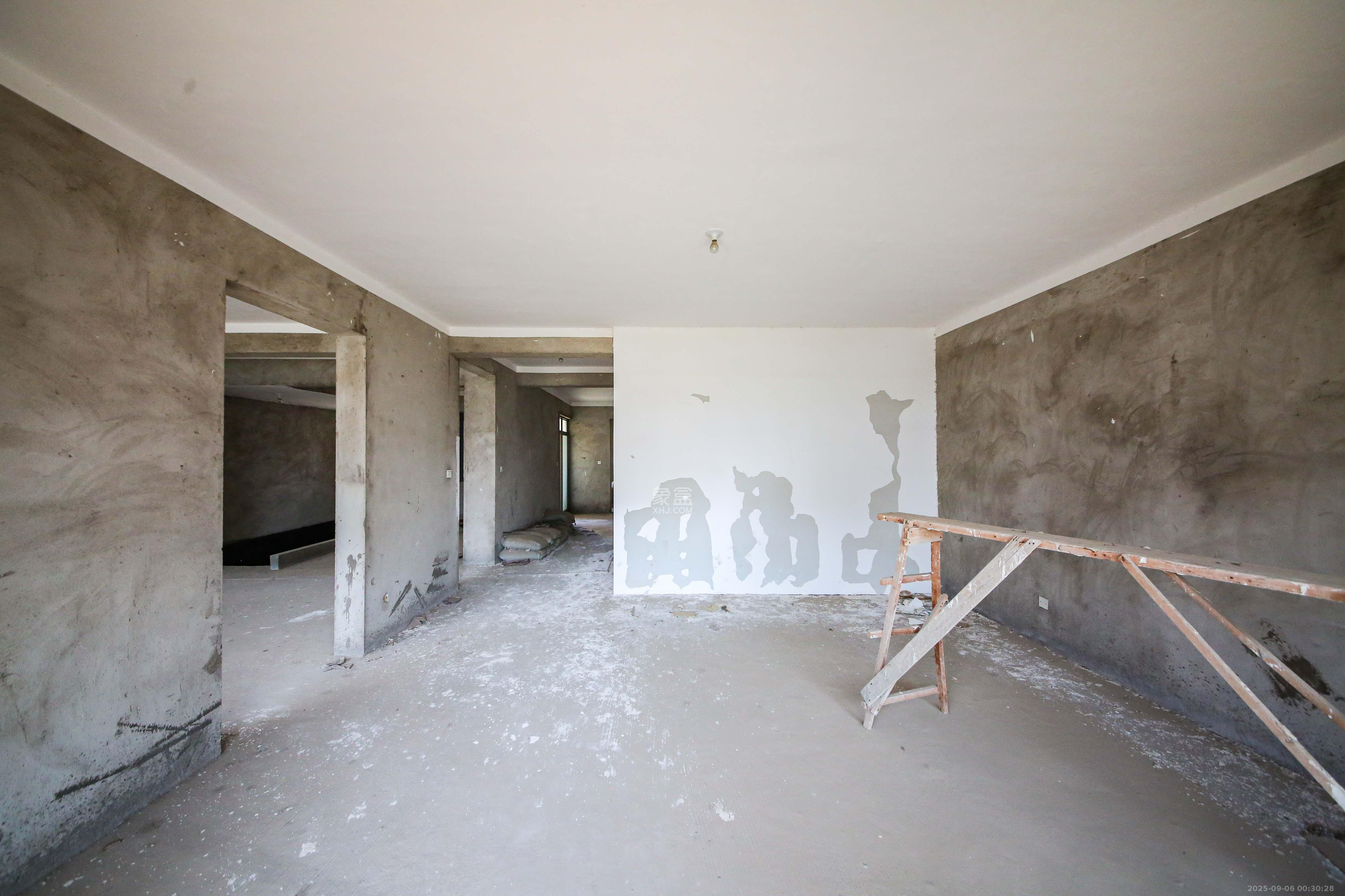 博林金谷  5室2厅4卫    210.0万 博林金谷  5室2厅4卫    210.0万