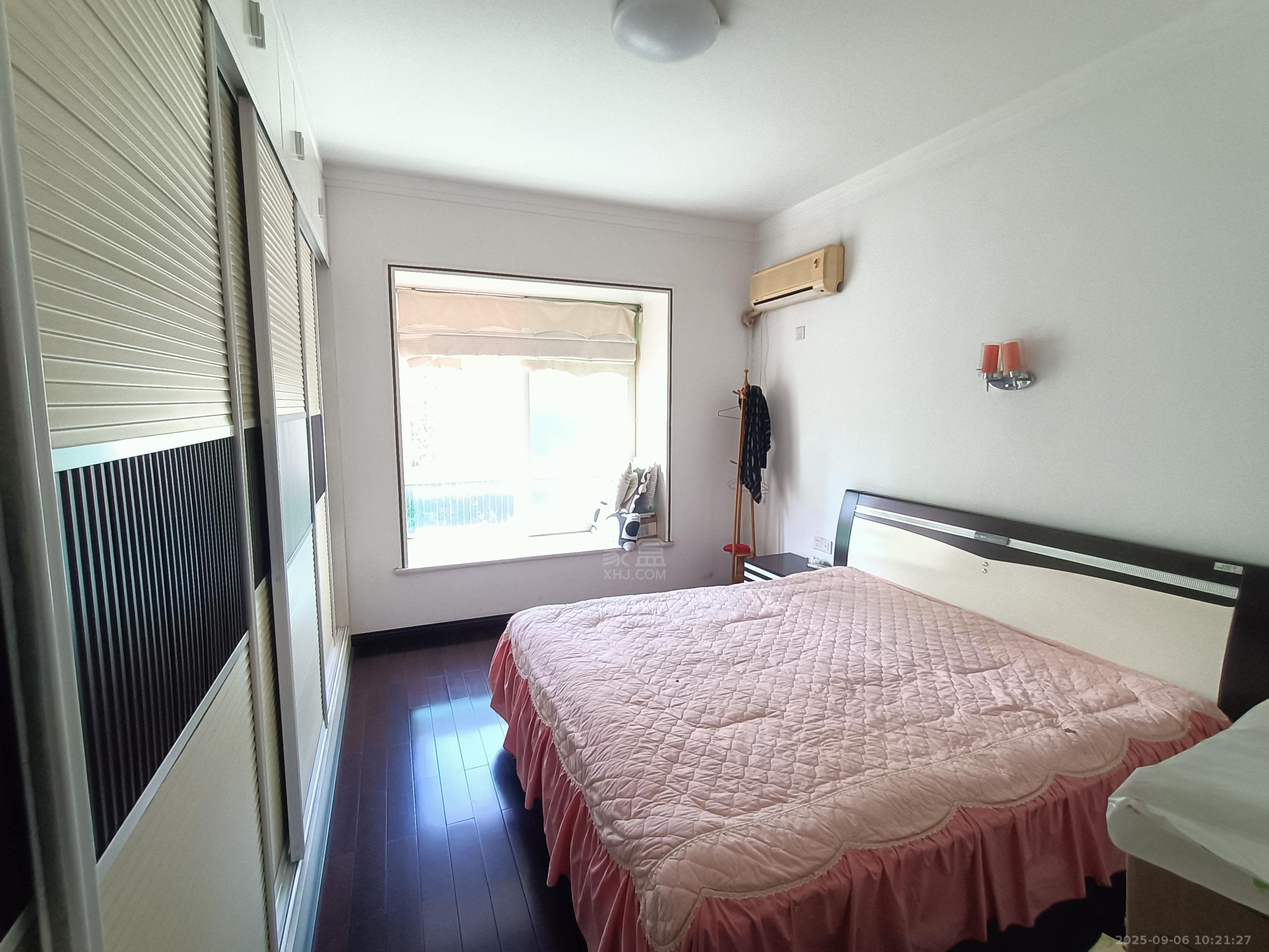 学林雅苑 4室2厅2卫 2000.00元/月 学林雅苑 4室2厅2卫 2000.00元/月室内图