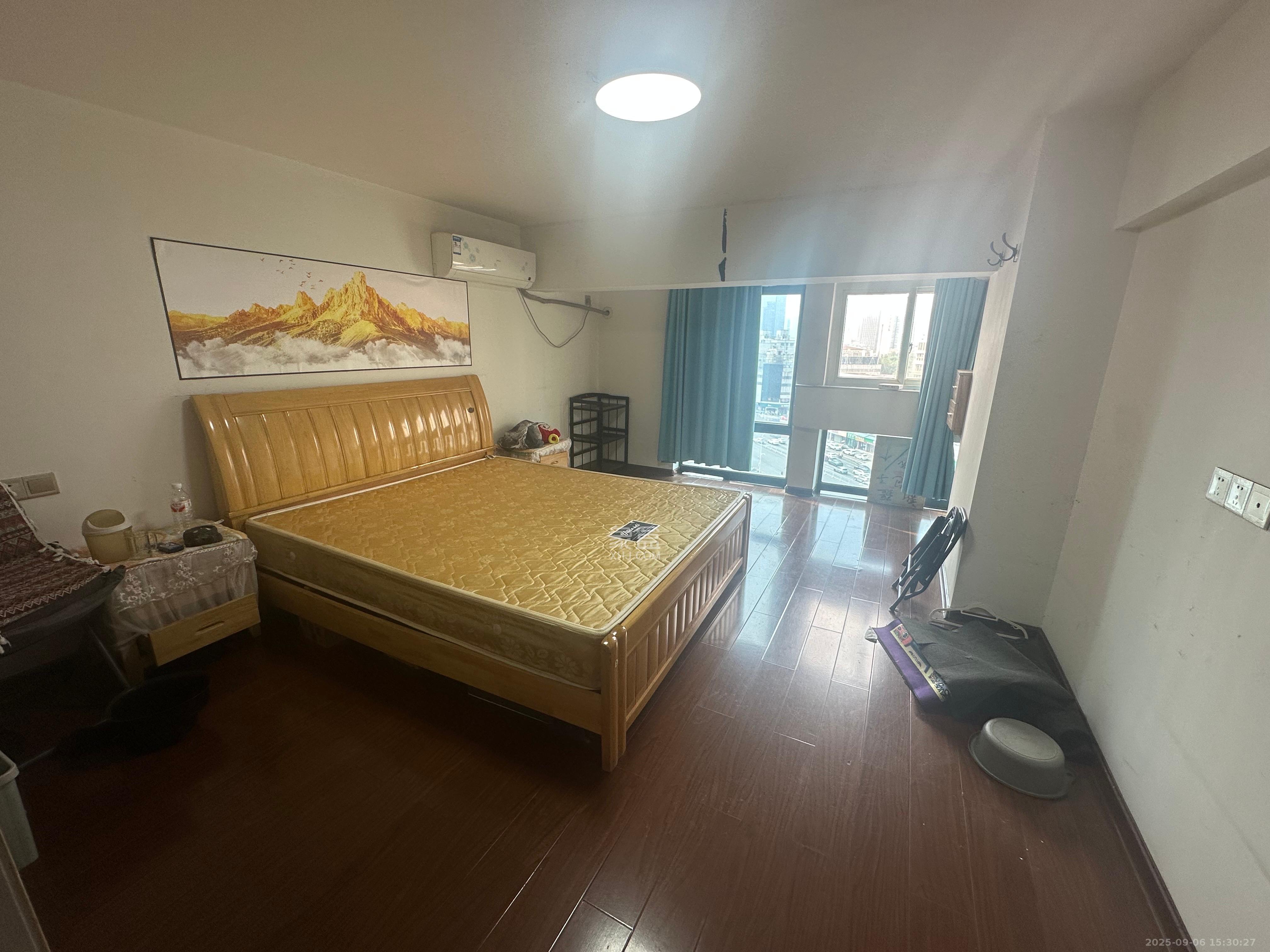 融圣国际  1室1厅1卫    2280.0元/月室内图