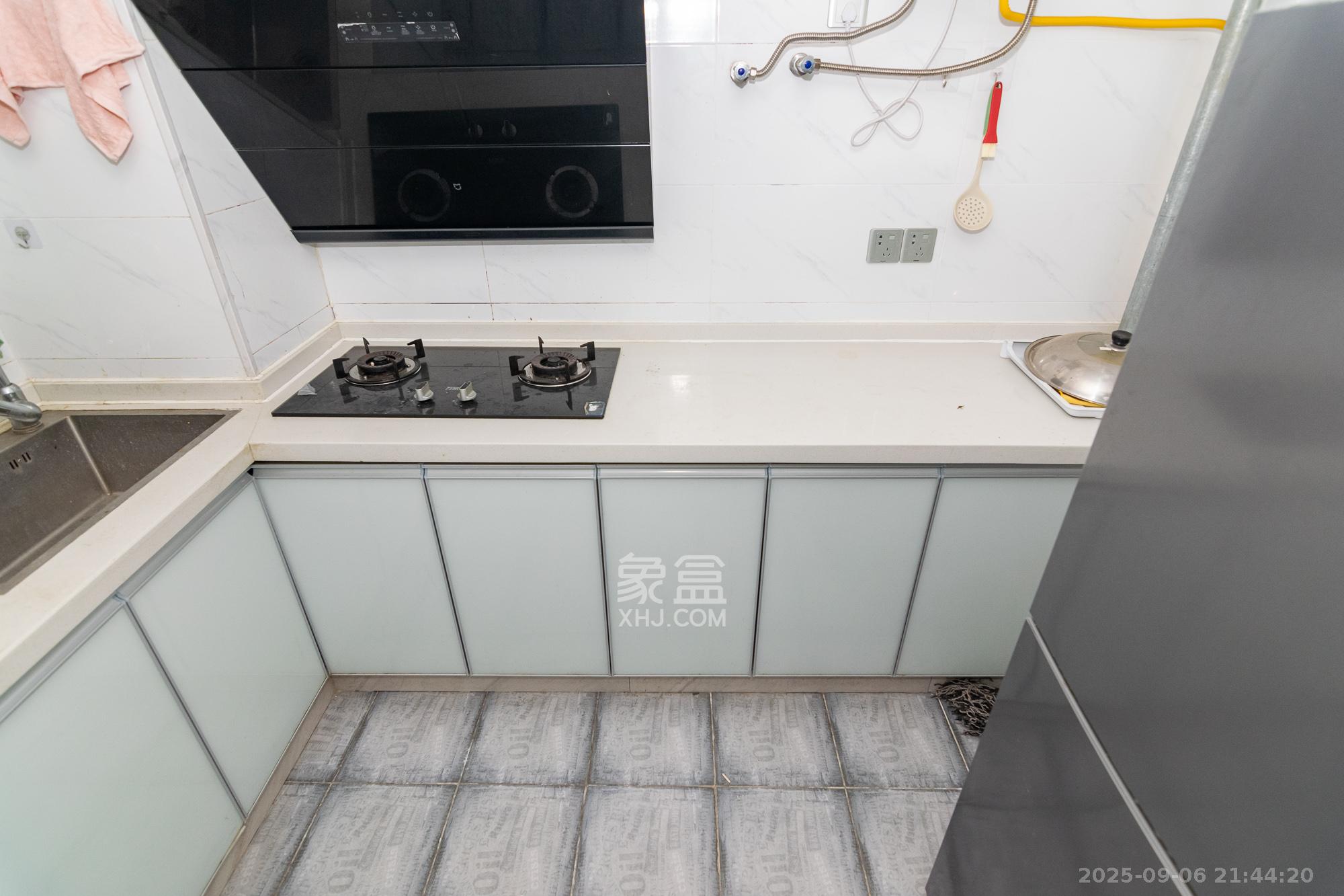 美的翰城  3室2厅1卫    78.8万厨房