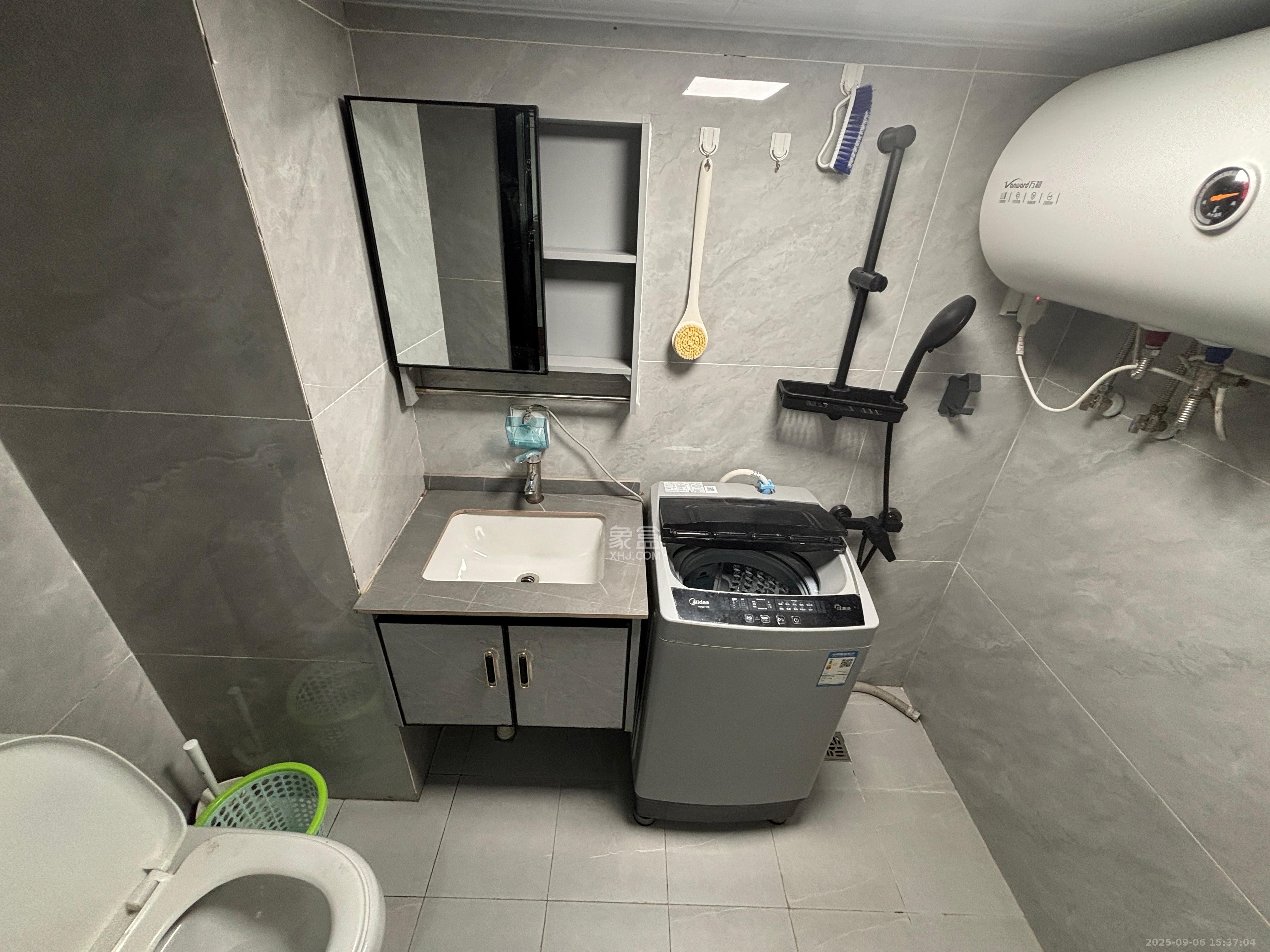 爱家当代境  1室1厅1卫    1200.0元/月室内图