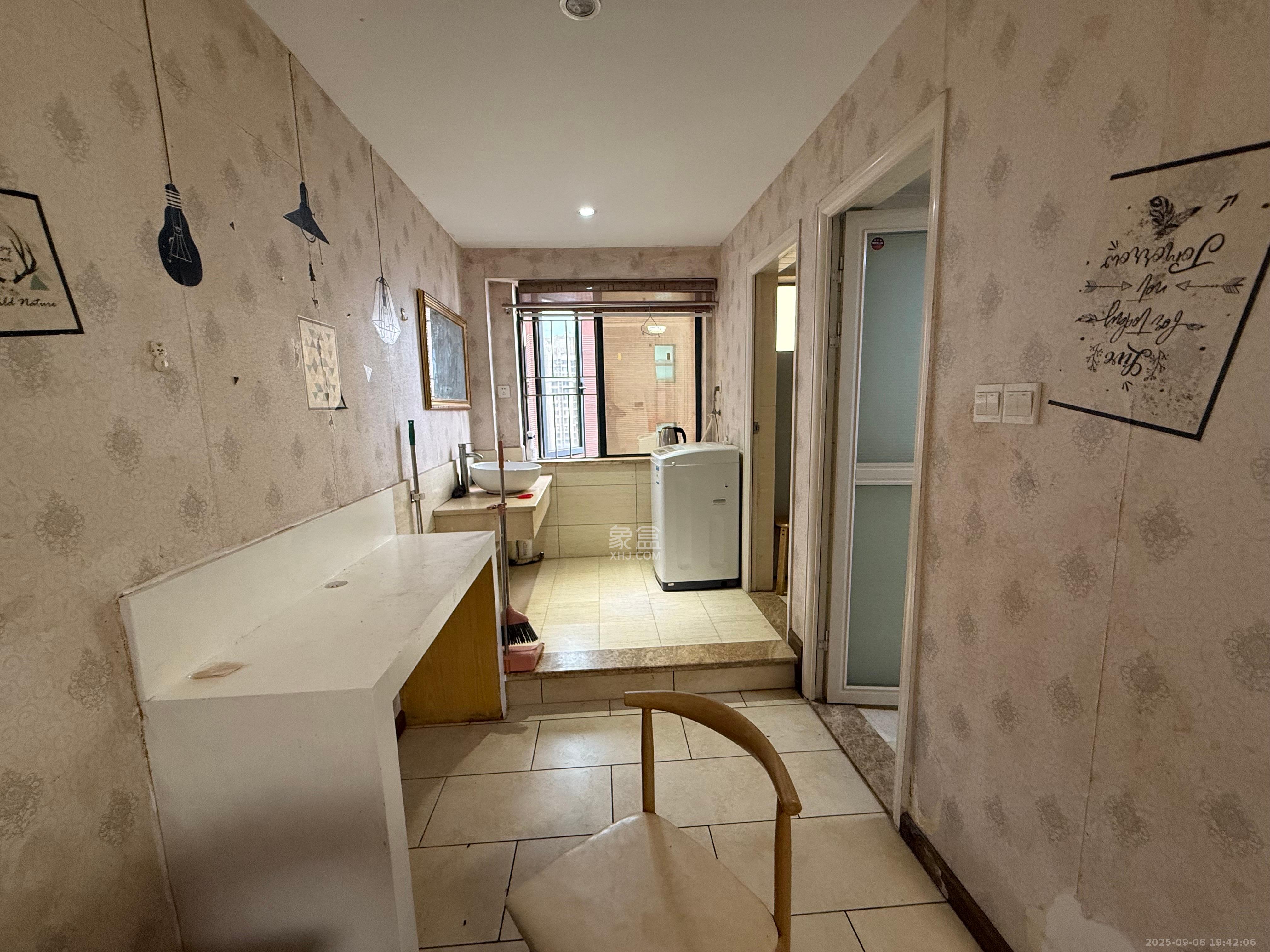 爱都(IDO)  1室2厅2卫    1100.0元/月 爱都(IDO)  1室2厅2卫    1100.0元/月室内图