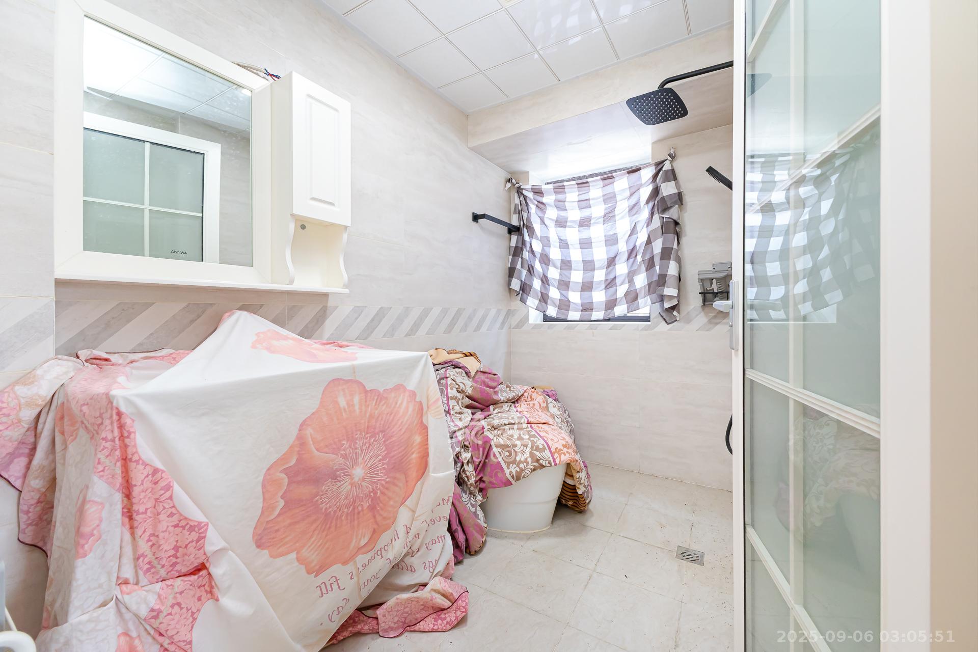 南山苏迪亚诺  4室2厅1卫    118.0万 南山苏迪亚诺  4室2厅1卫    118.0万卫生间