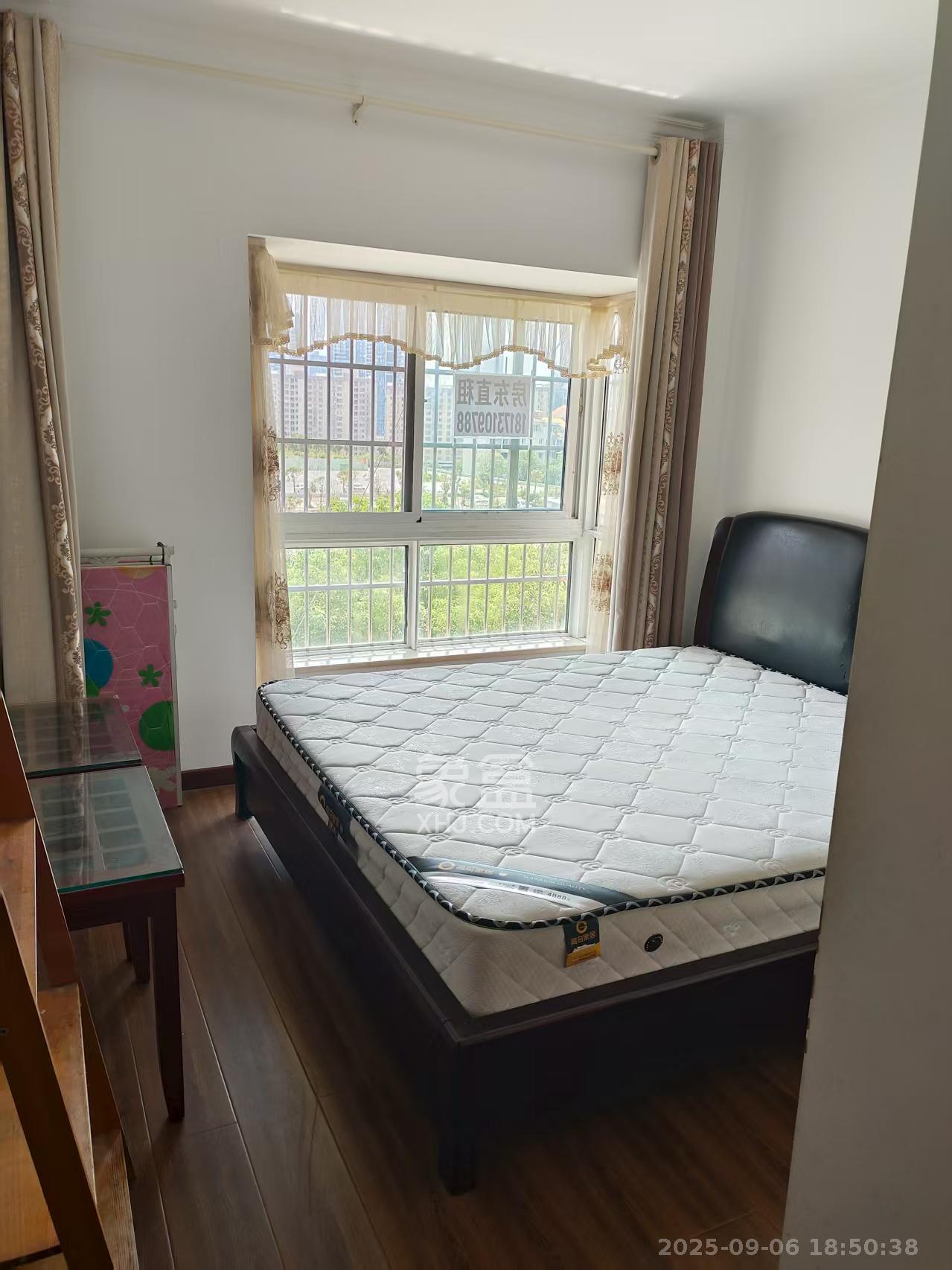 山水庭院  3室2厅1卫    2400.0元/月 山水庭院  3室2厅1卫    2400.0元/月室内图