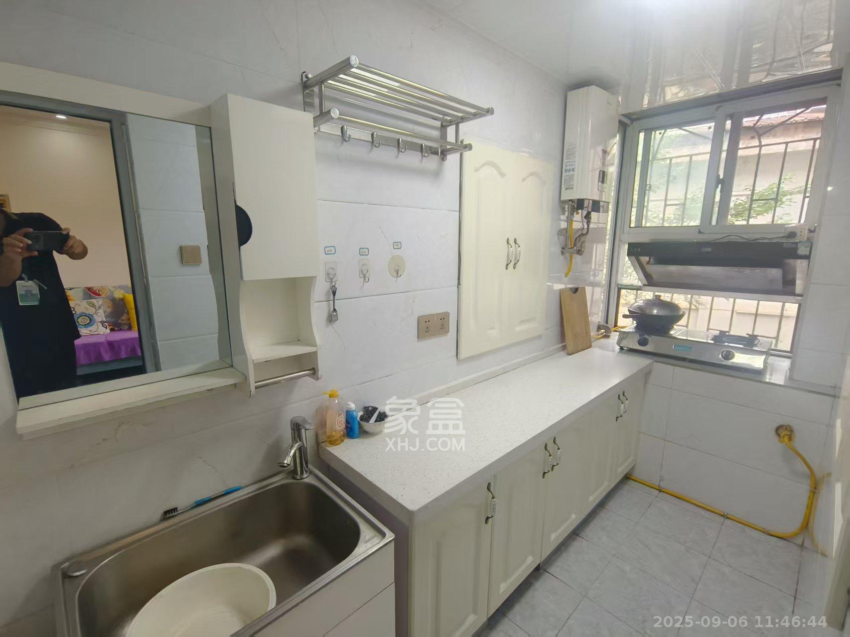 省人民医院宿舍(东文庙坪) 2室1厅1卫 2500.0元/月 省人民医院宿舍(东文庙坪) 2室1厅1卫 2500.0元/月室内图