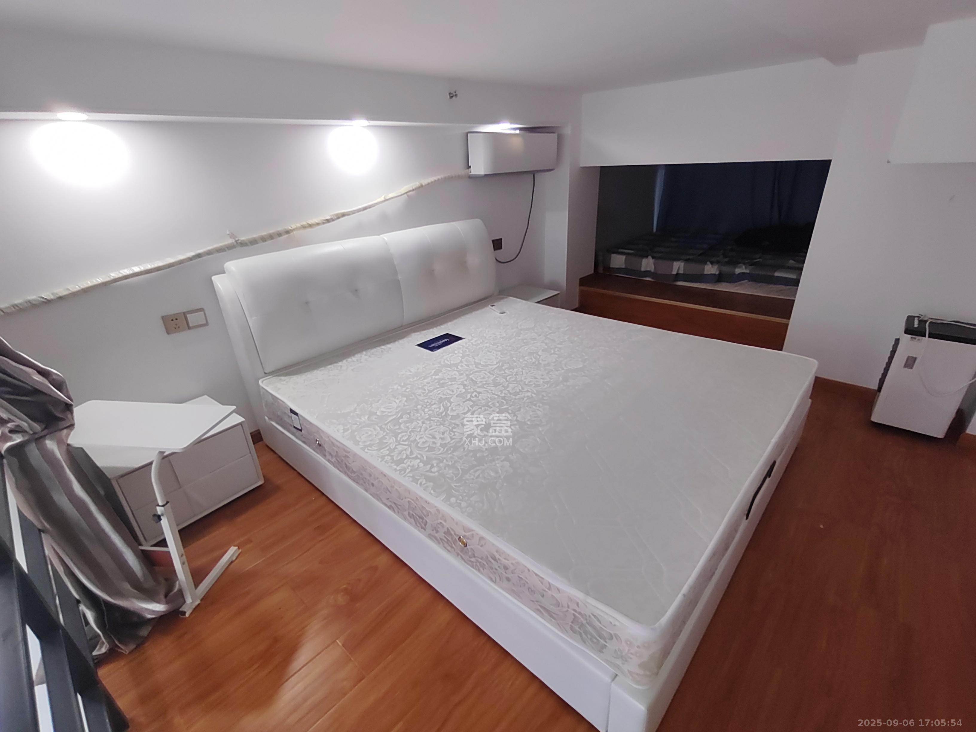 弘坤云寓 1室1厅1卫 2000.0元/月 弘坤云寓 1室1厅1卫 2000.0元/月室内图