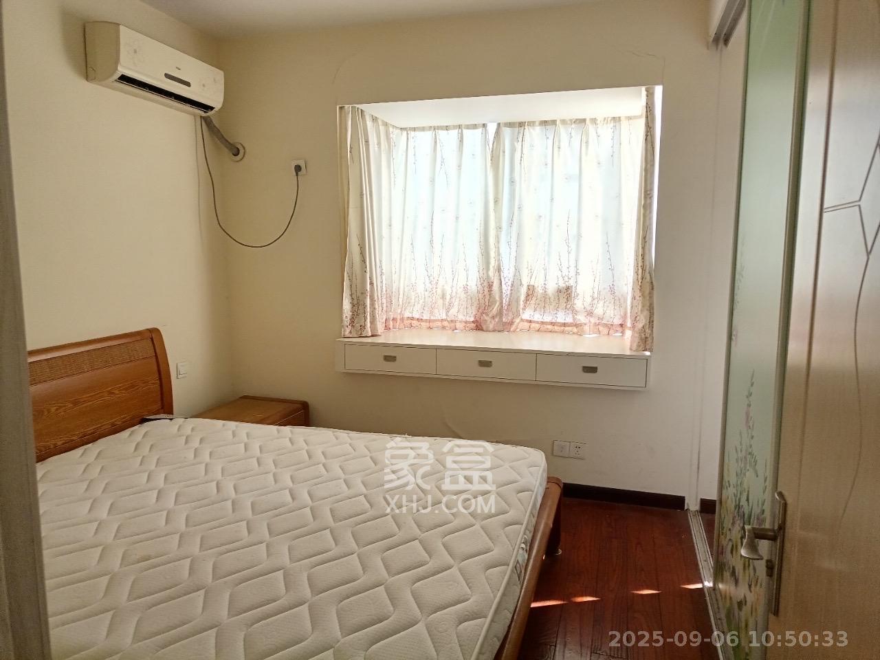 鄱阳小区  2室2厅1卫    1350.0元/月室内图