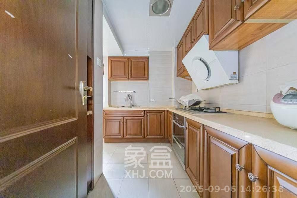 博林金谷 4室2厅3卫 3800.0元/月 博林金谷 4室2厅3卫 3800.0元/月室内图