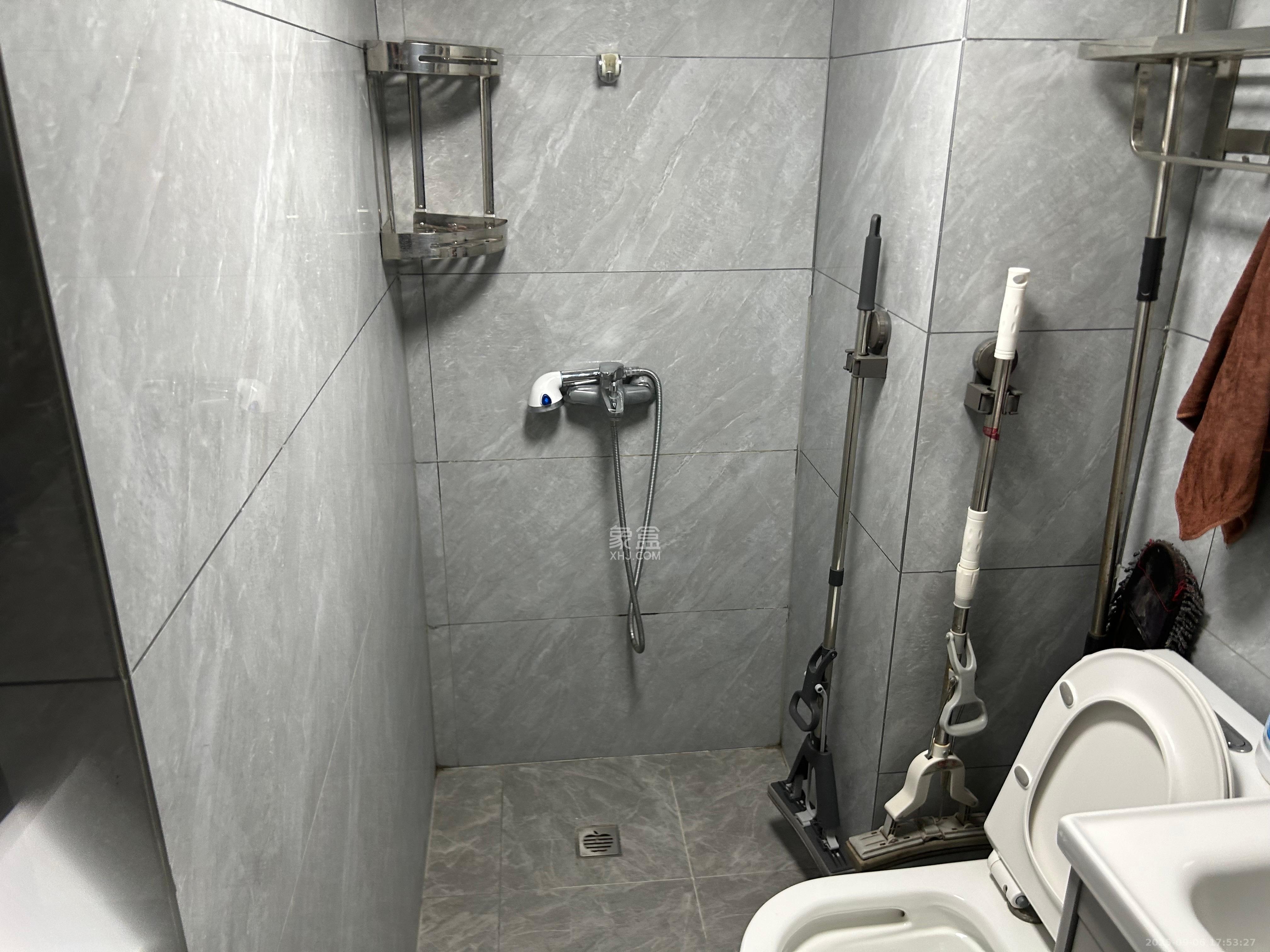 梅溪湖金茂湾 2室2厅2卫 2000.0元/月 梅溪湖金茂湾 2室2厅2卫 2000.0元/月室内图