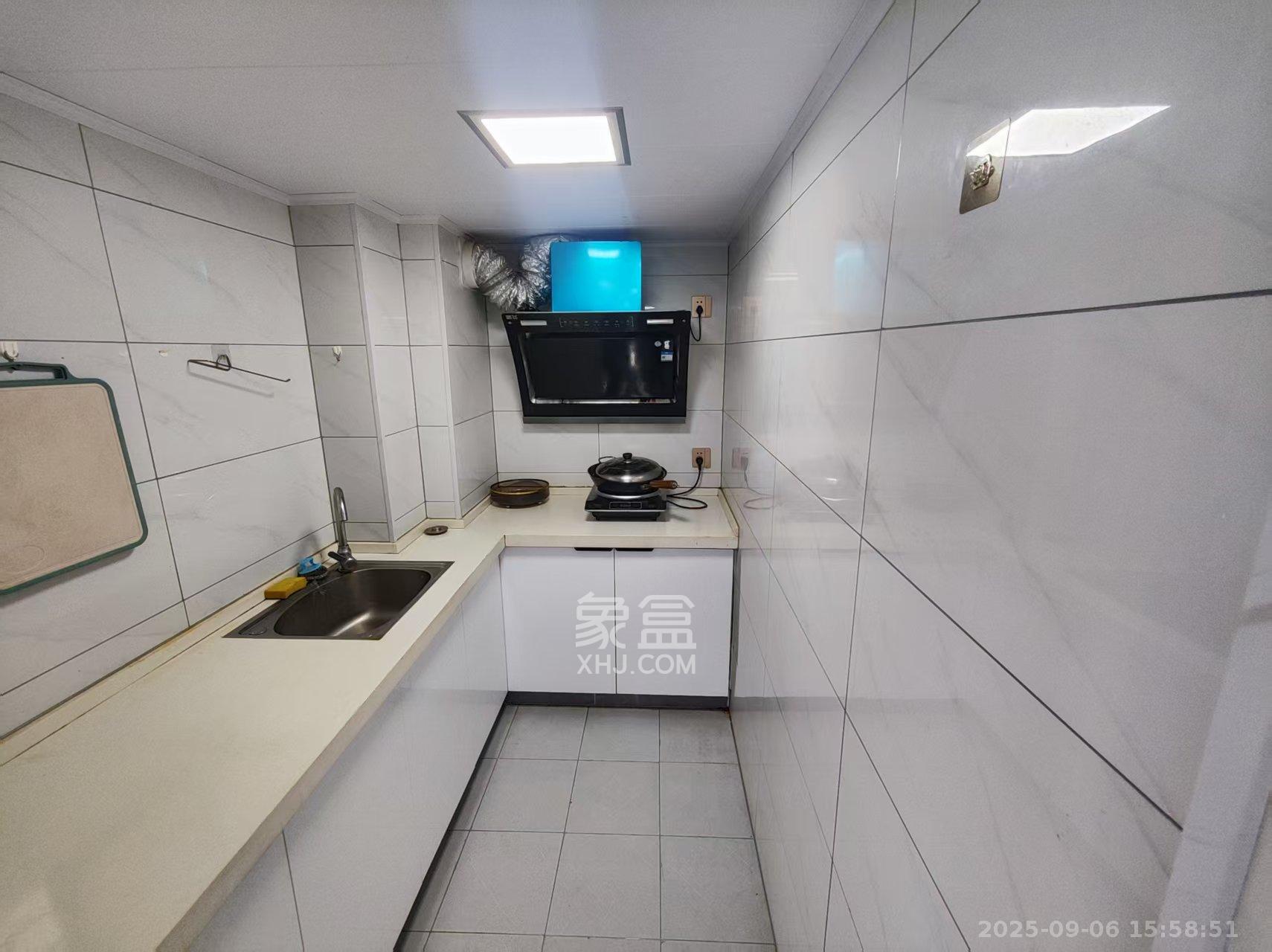 天麓轻奢国际 2室1厅1卫 1350.0元/月 天麓轻奢国际 2室1厅1卫 1350.0元/月室内图