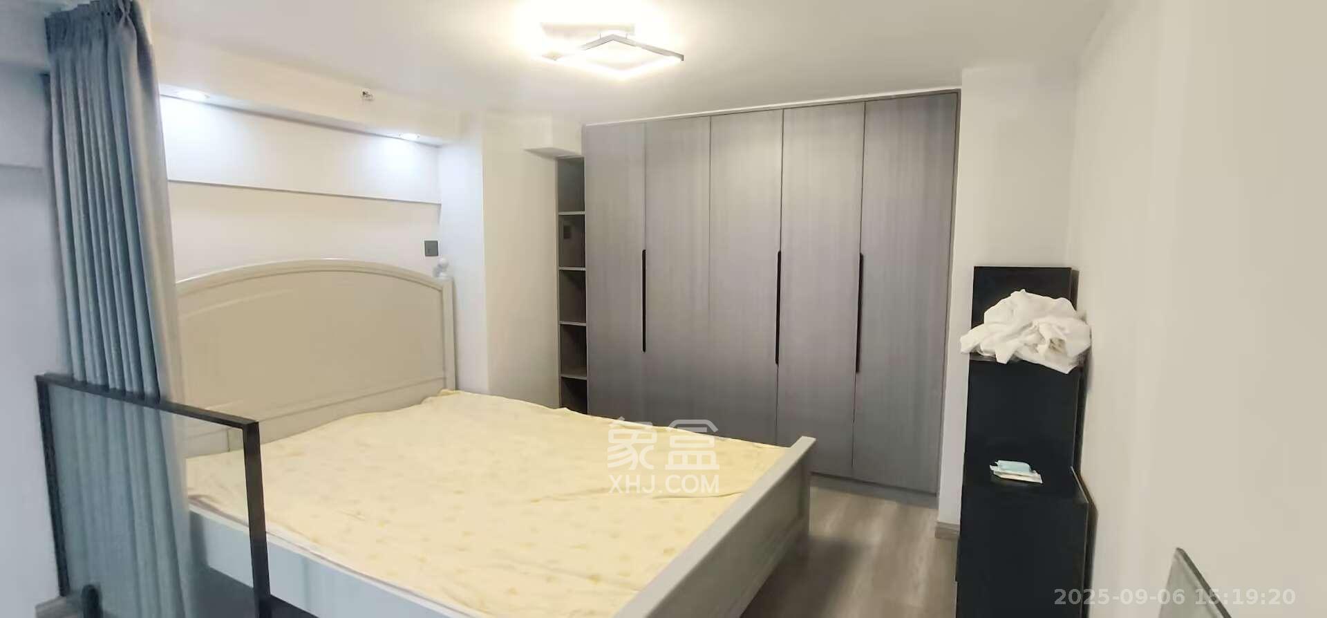 卓越江岸 1室1厅1卫 2500.0元/月 卓越江岸 1室1厅1卫 2500.0元/月室内图