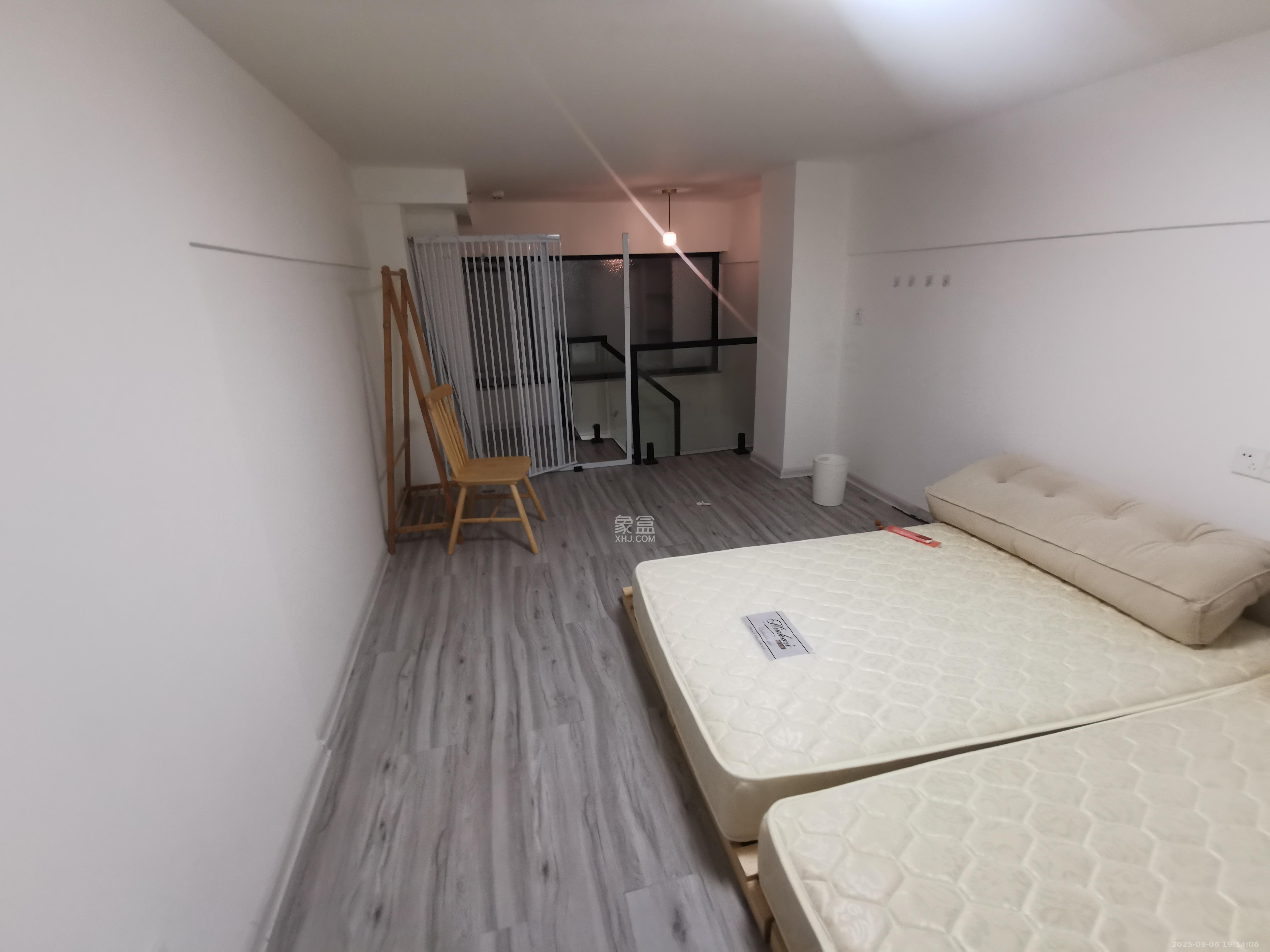 龙湖湘江星座(祺鑫星座公寓) 1室1厅1卫 1800.0元/月 龙湖湘江星座(祺鑫星座公寓) 1室1厅1卫 1800.0元/月室内图