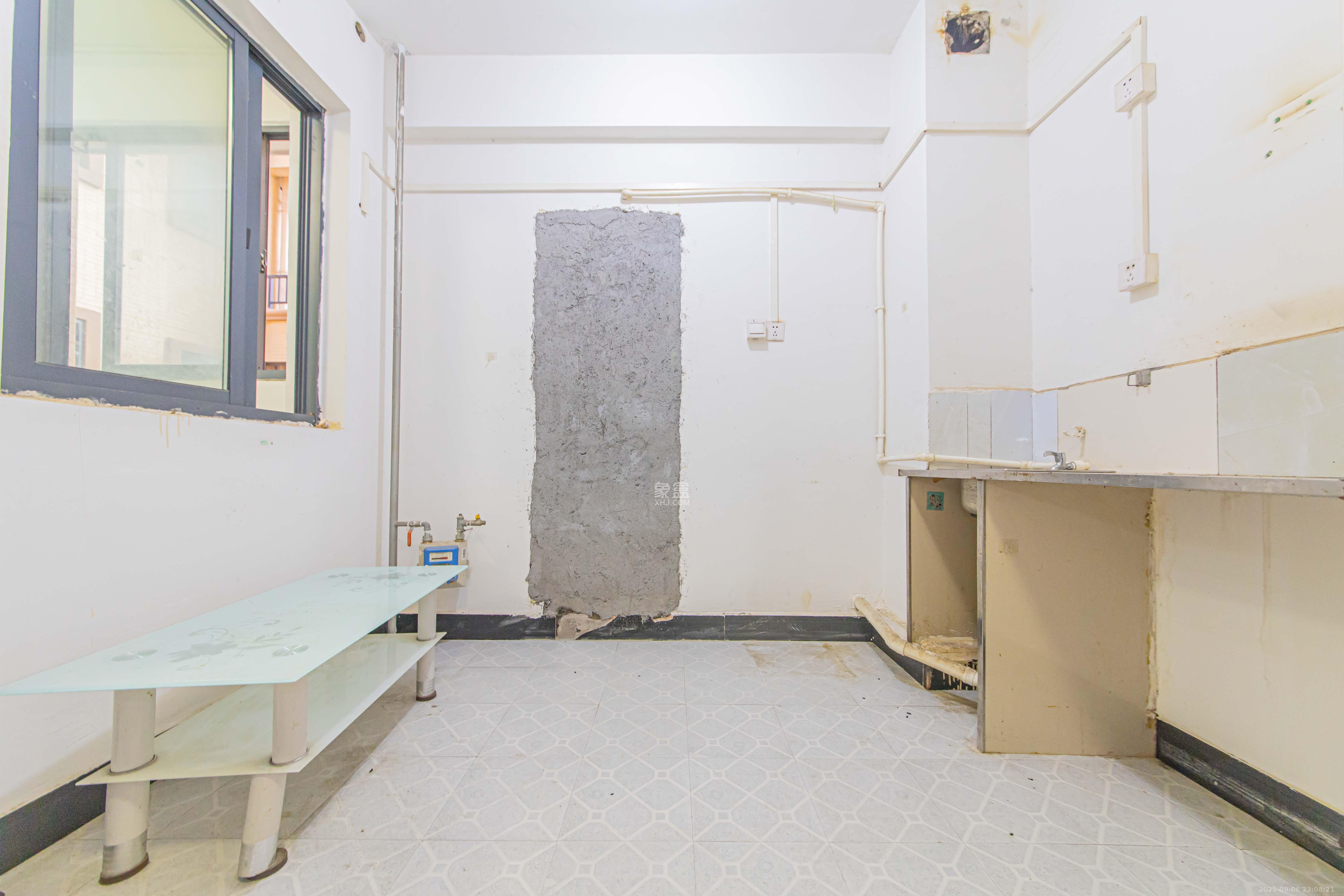 中建芙蓉嘉苑 3室2厅2卫 98.0万 中建芙蓉嘉苑 3室2厅2卫 98.0万厨房