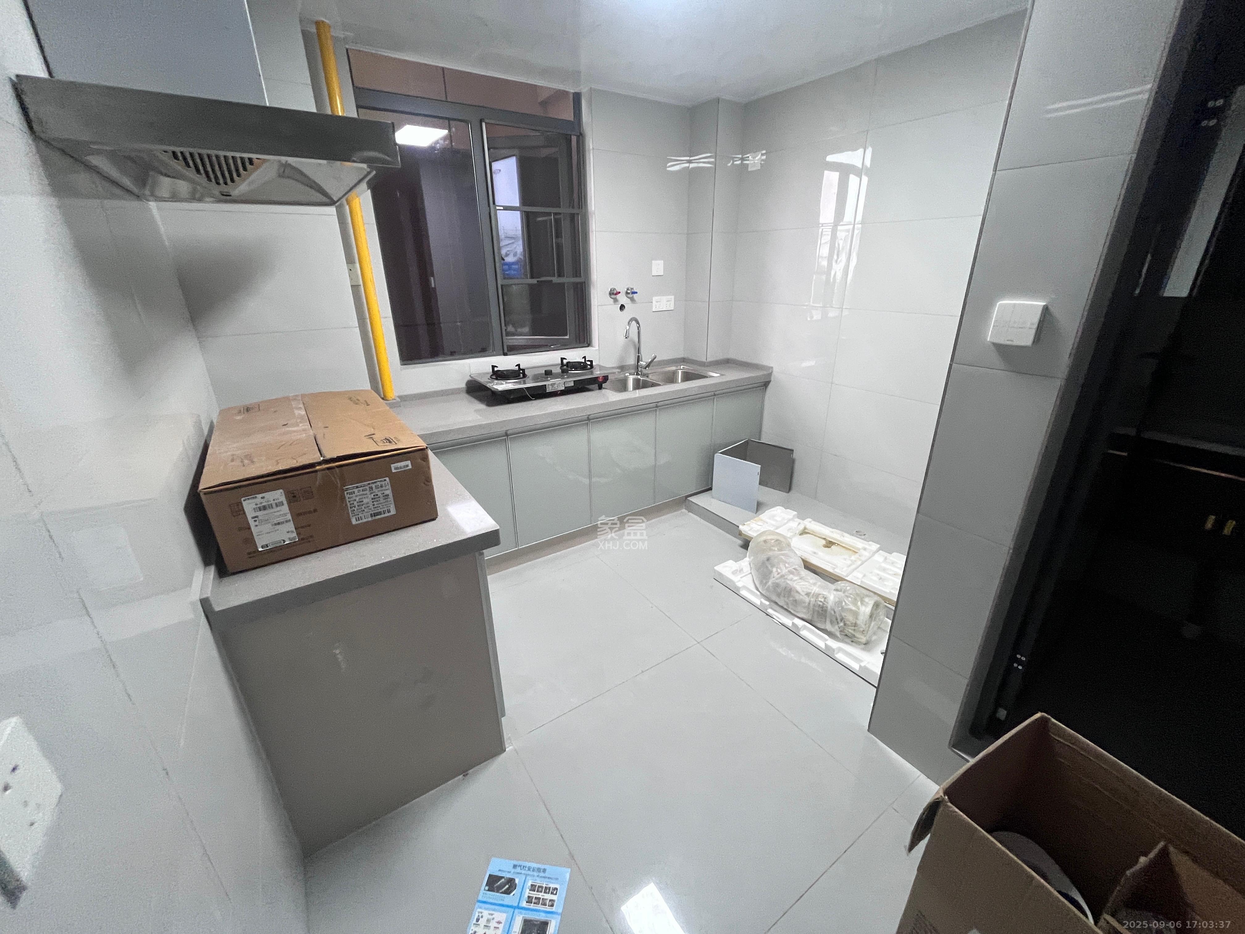 先锋新宇 1室0厅0卫 1100.0元/月 先锋新宇 1室0厅0卫 1100.0元/月室内图