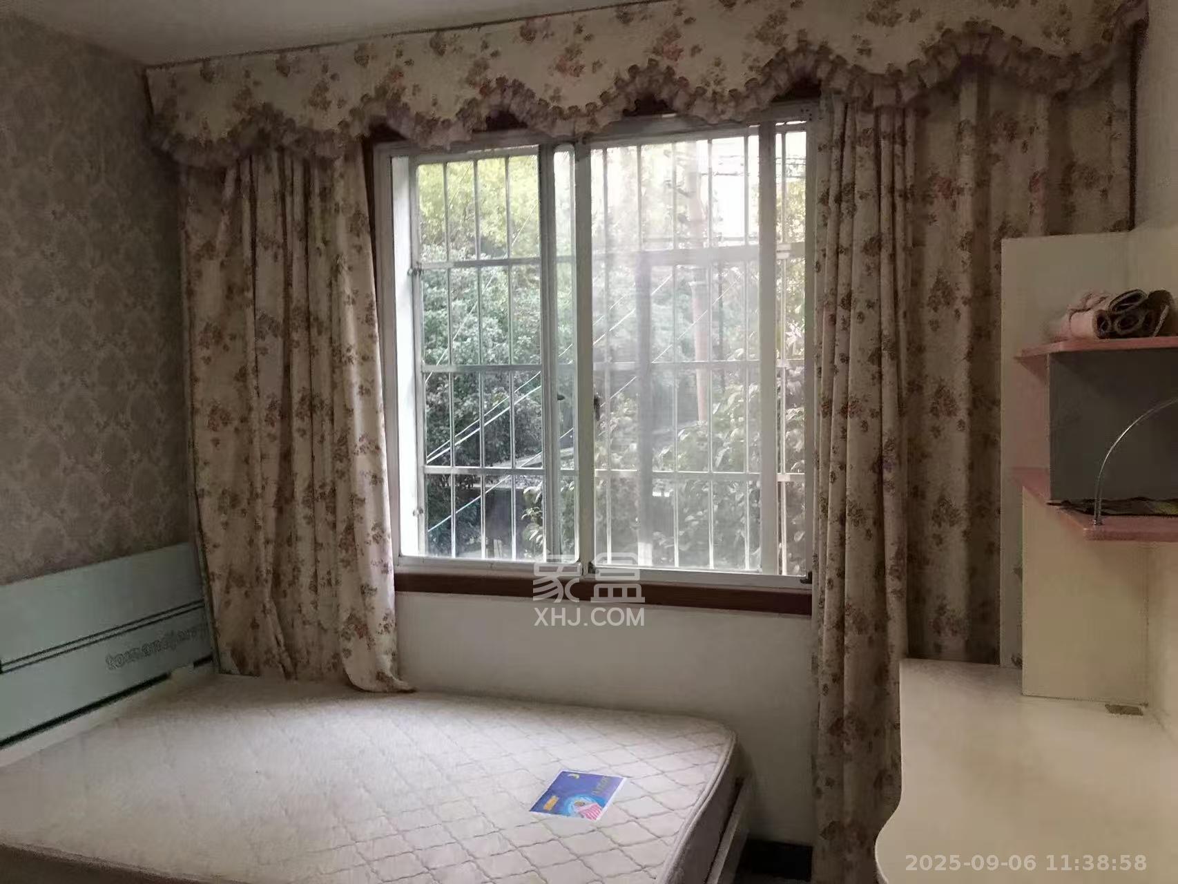 中铁十二局三公司小区  3室1厅1卫    1600.0元/月室内图