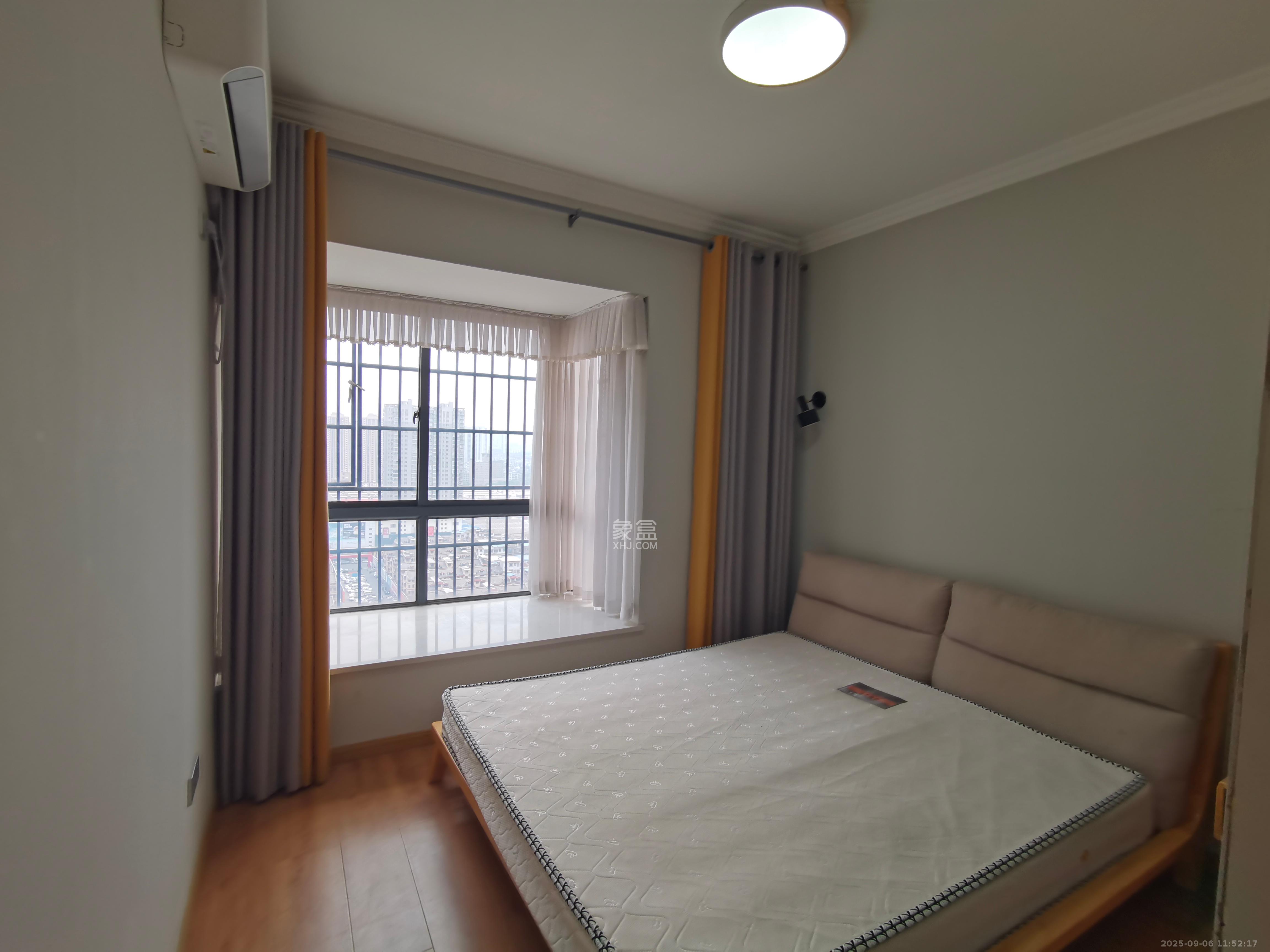 金鸿宇大厦  3室2厅1卫    2800.0元/月 金鸿宇大厦  3室2厅1卫    2800.0元/月室内图