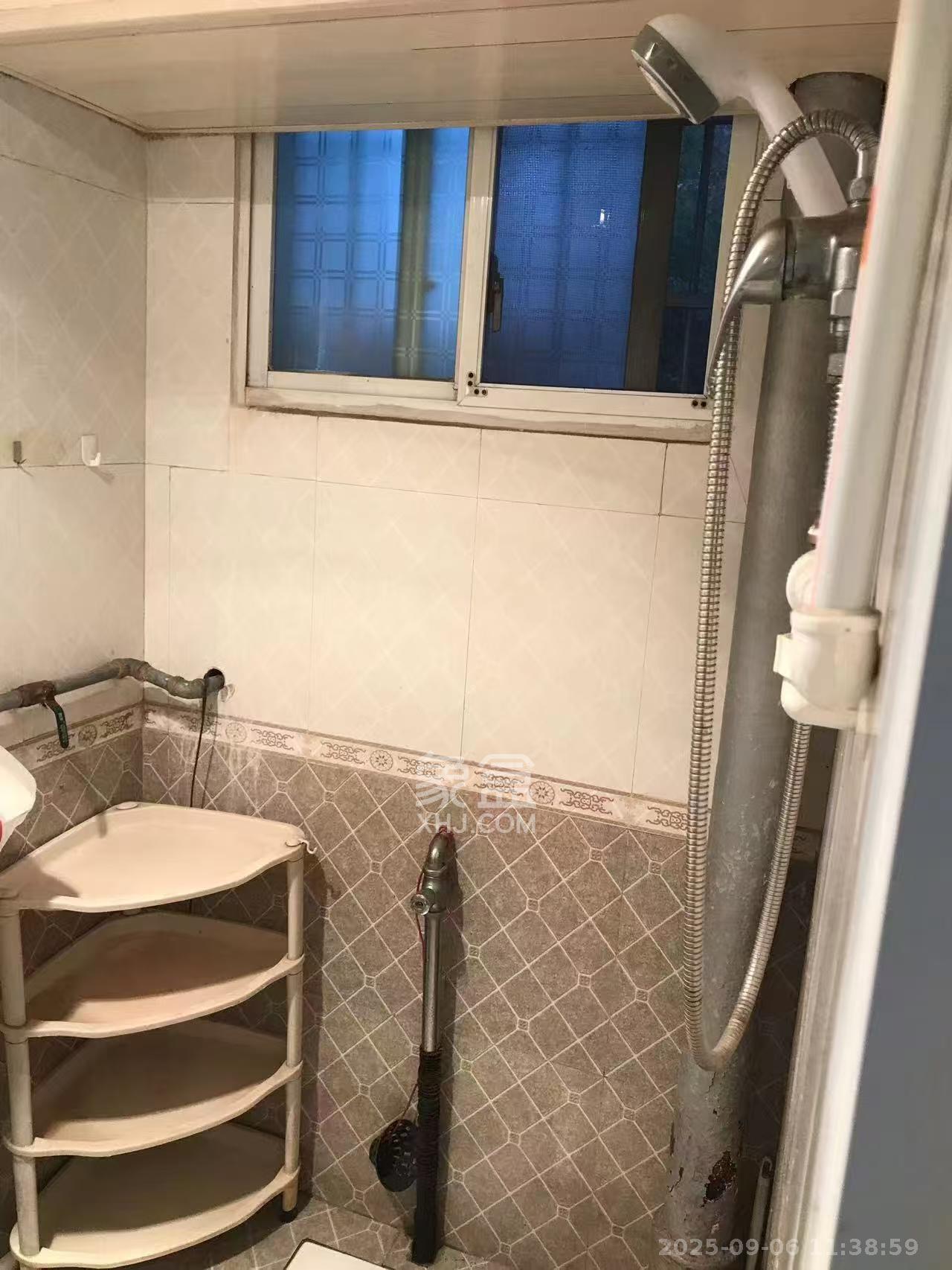 中铁十二局三公司小区  3室1厅1卫    1600.0元/月室内图