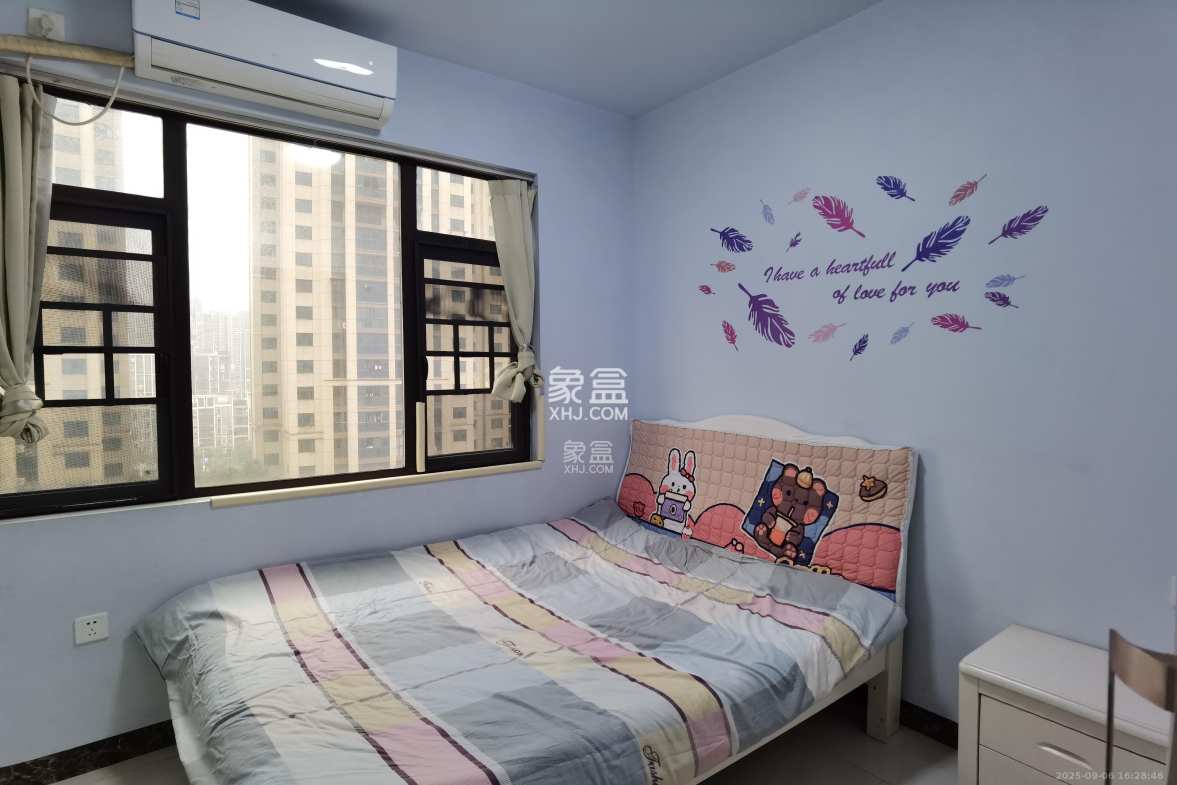 乾源国际  1室1厅1卫    1500.0元/月 乾源国际  1室1厅1卫    1500.0元/月室内图