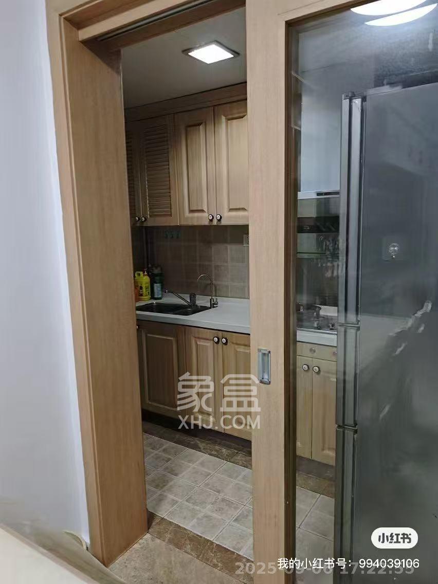 佳兆业时代广场  2室2厅1卫    2400.0元/月室内图