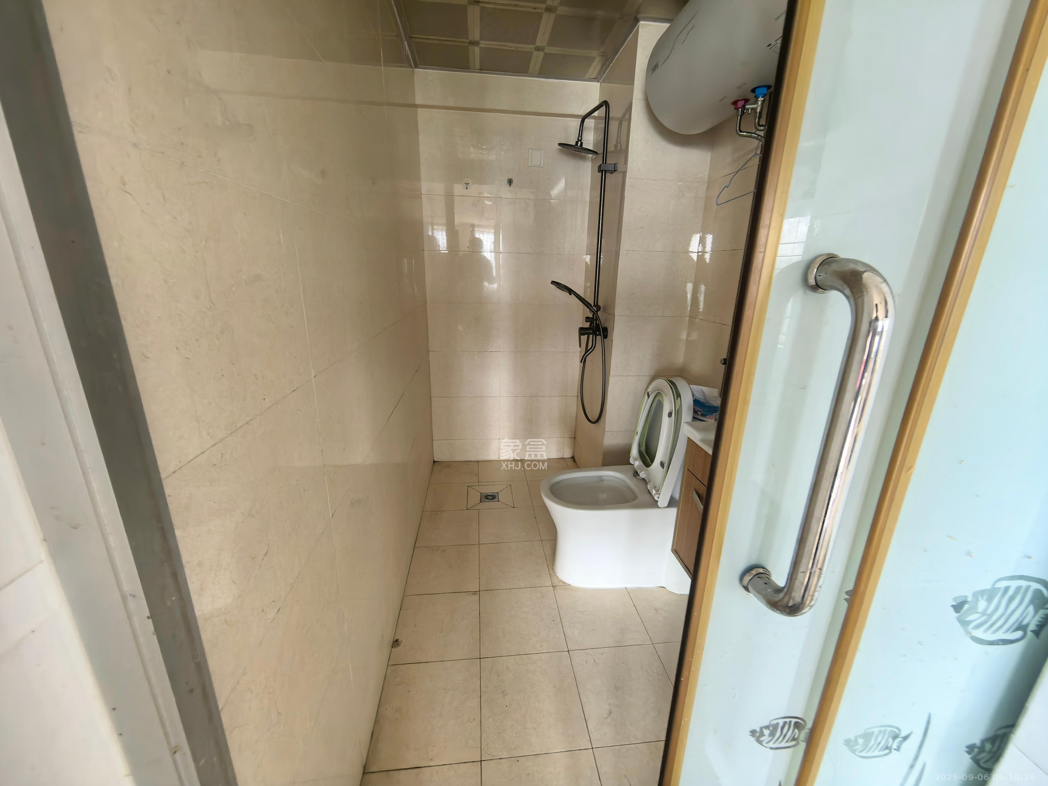 中信文化广场（中信新城二期）  1室1厅1卫    1000.0元/月室内图