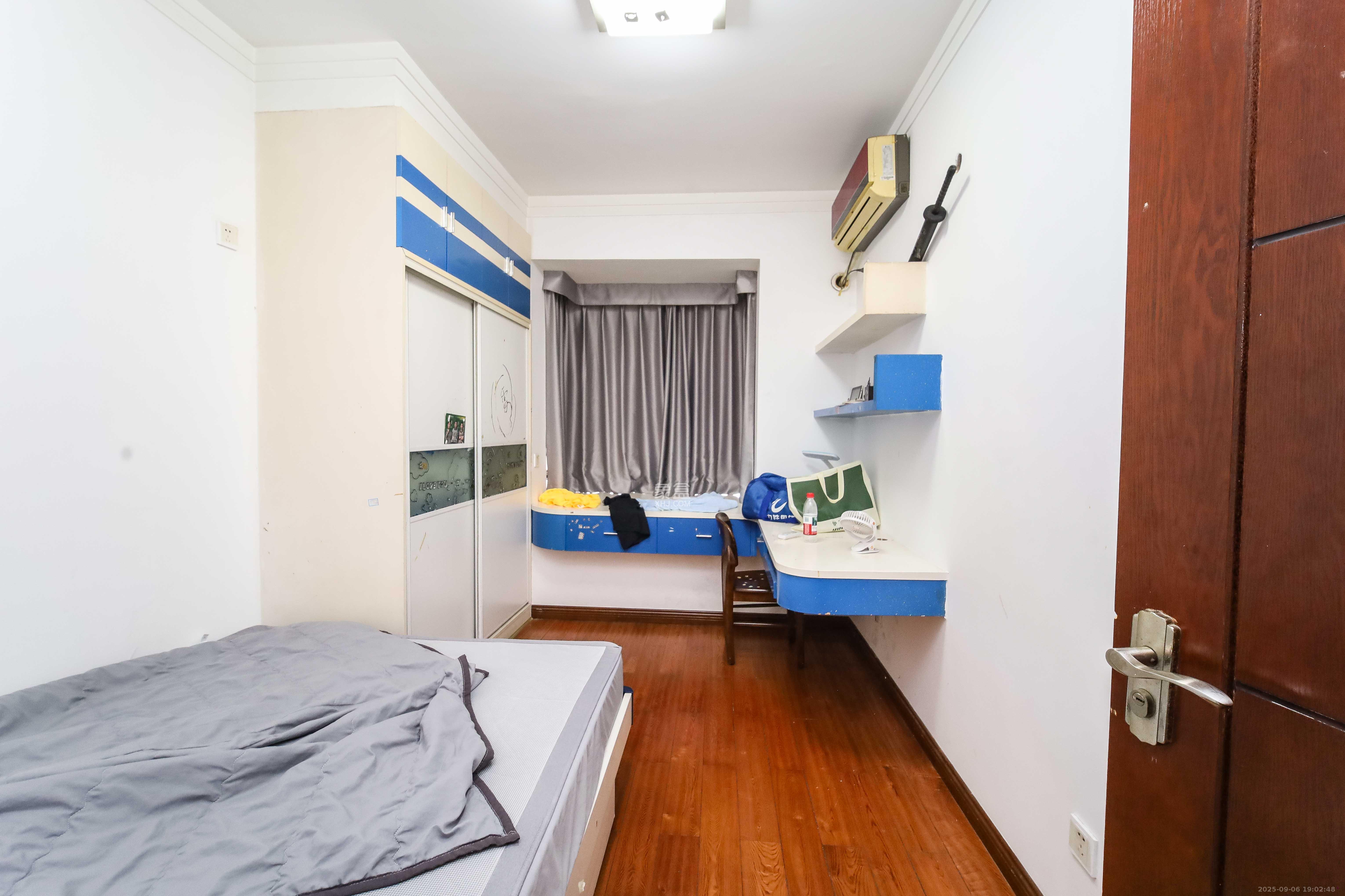 东门壹号家园  3室2厅2卫    95.0万 东门壹号家园  3室2厅2卫    95.0万卧室