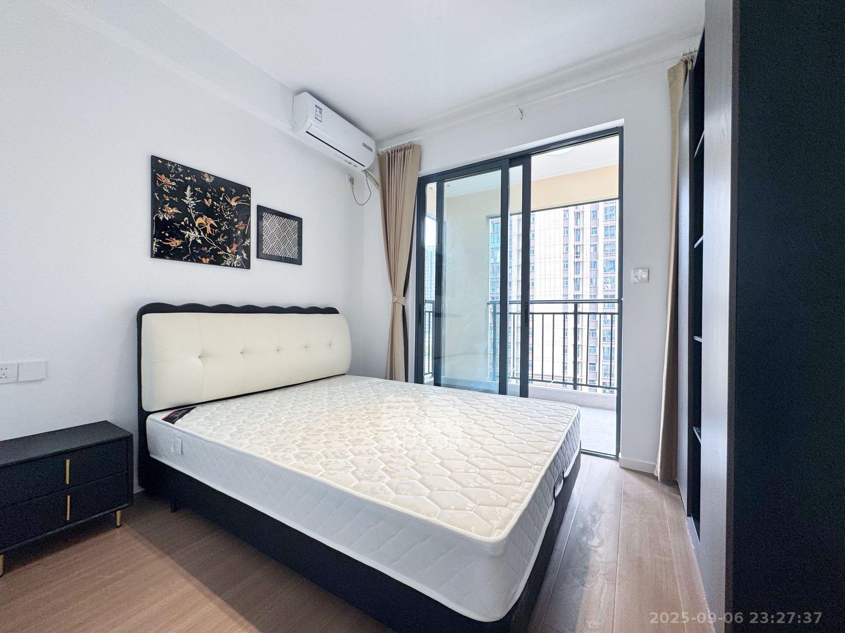 兴旺正佳广场(金石雅苑) 3室2厅1卫 3200.0元/月 兴旺正佳广场(金石雅苑) 3室2厅1卫 3200.0元/月室内图