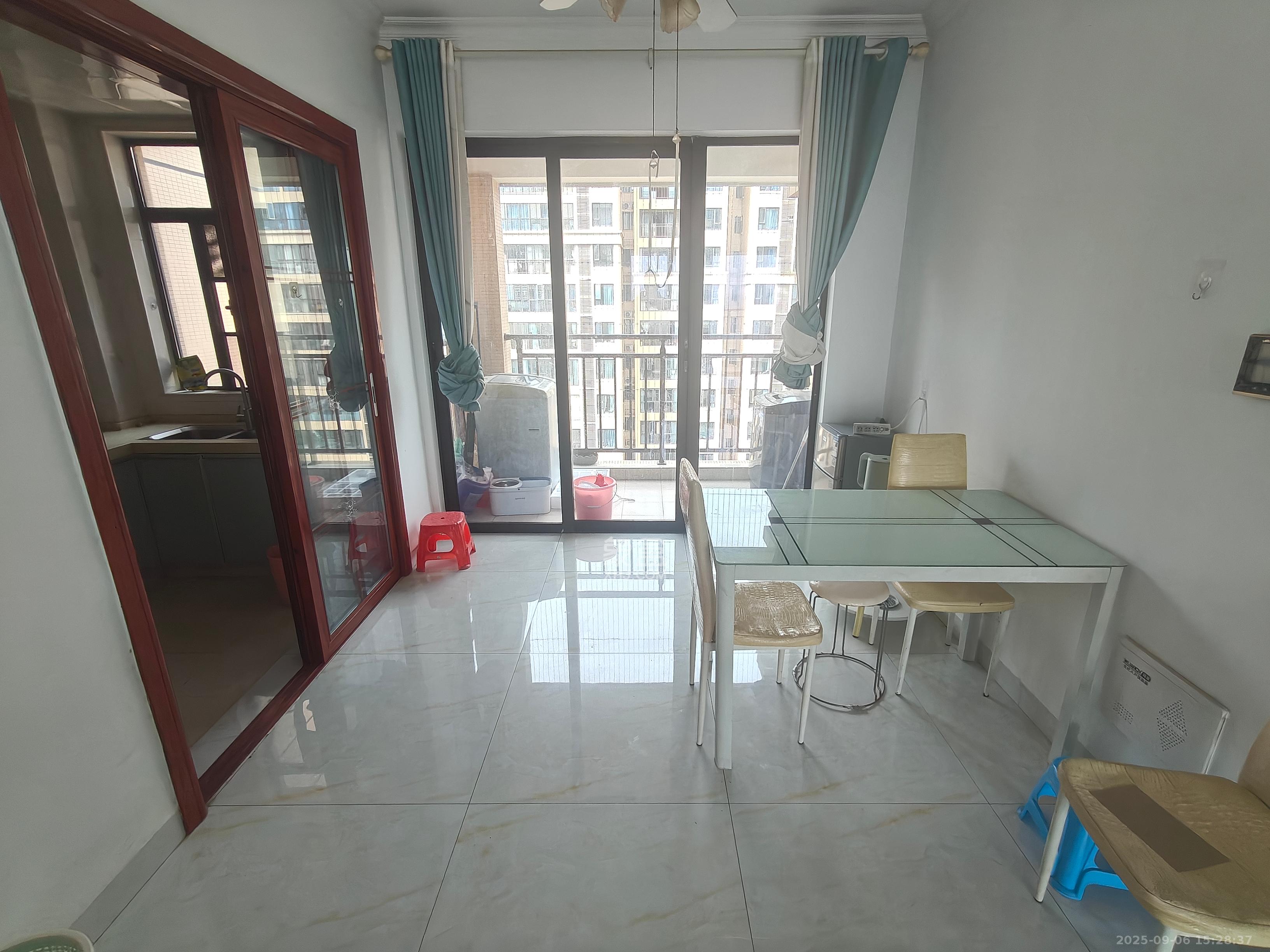 星雅美辰  3室2厅2卫    2500.0元/月 星雅美辰  3室2厅2卫    2500.0元/月室内图