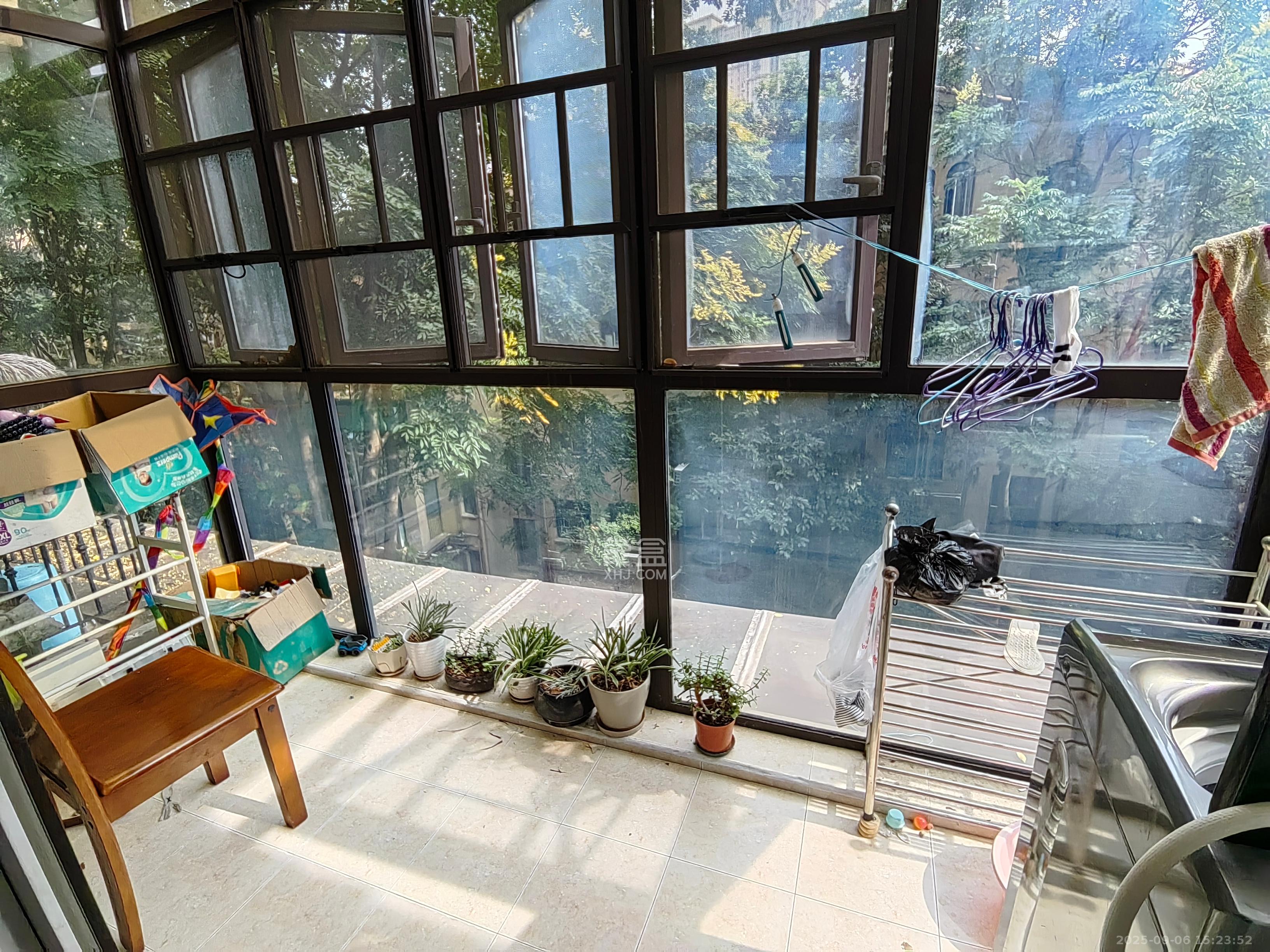 郡原居里 2室2厅1卫 1700.0元/月 郡原居里 2室2厅1卫 1700.0元/月室内图