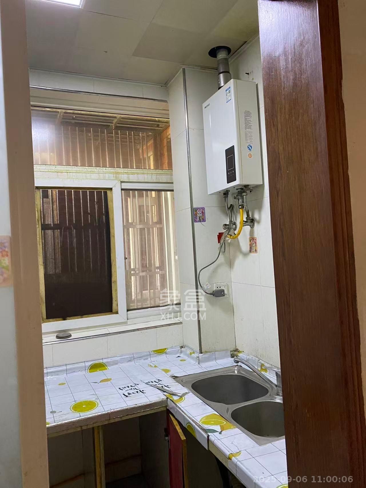 湘瑞家园  3室2厅1卫   1300.00元/月室内图
