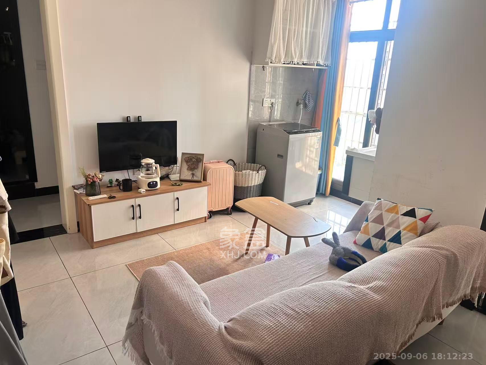 桥头家苑一期 1室1厅1卫 1200.0元/月 桥头家苑一期 1室1厅1卫 1200.0元/月室内图