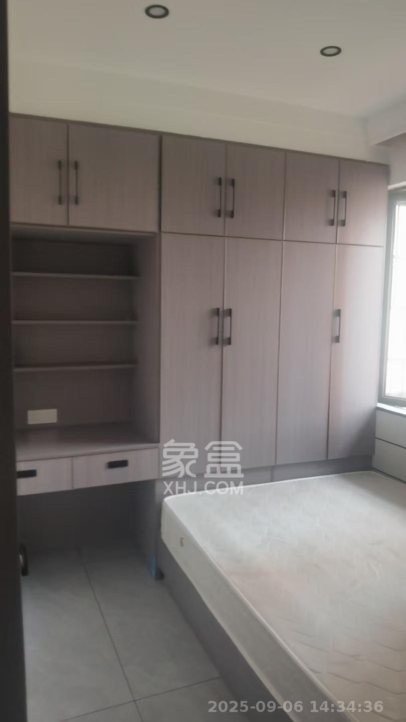 长房明宸府  3室1厅1卫   2500.00元/月室内图