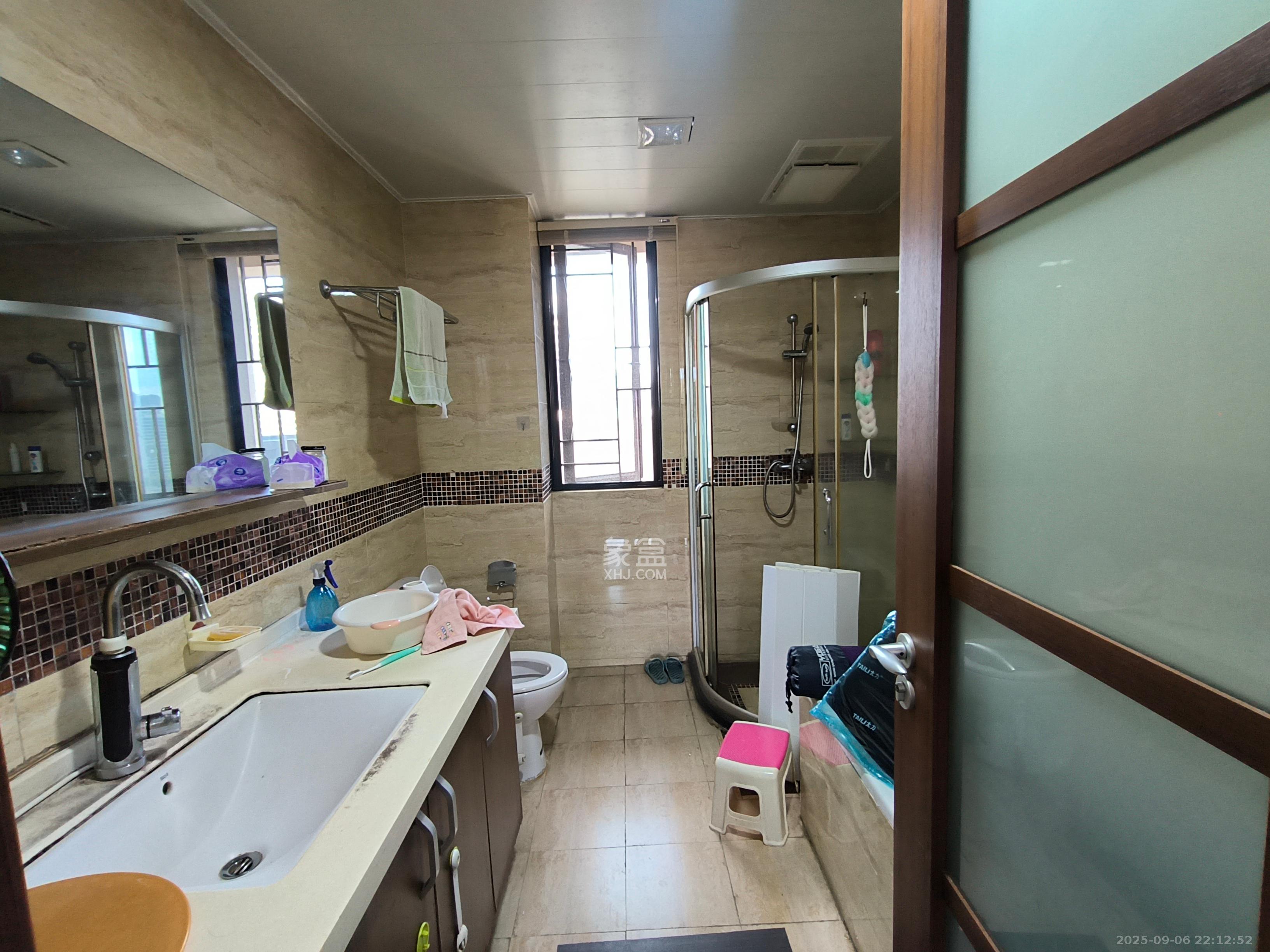 万科城  3室2厅1卫    3000.0元/月 万科城  3室2厅1卫    3000.0元/月室内图