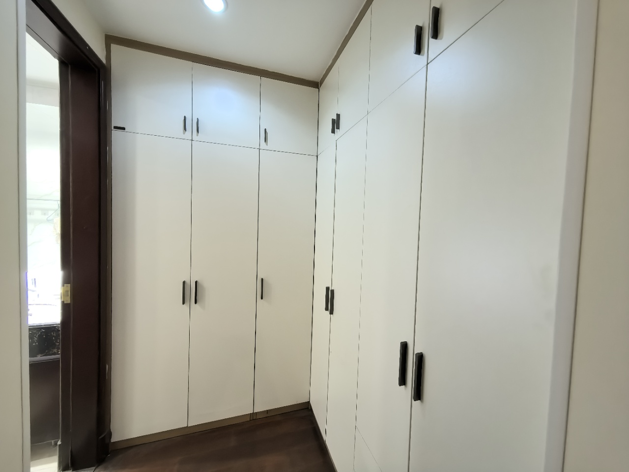 恒大绿洲  3室2厅2卫   1800.00元/月室内图