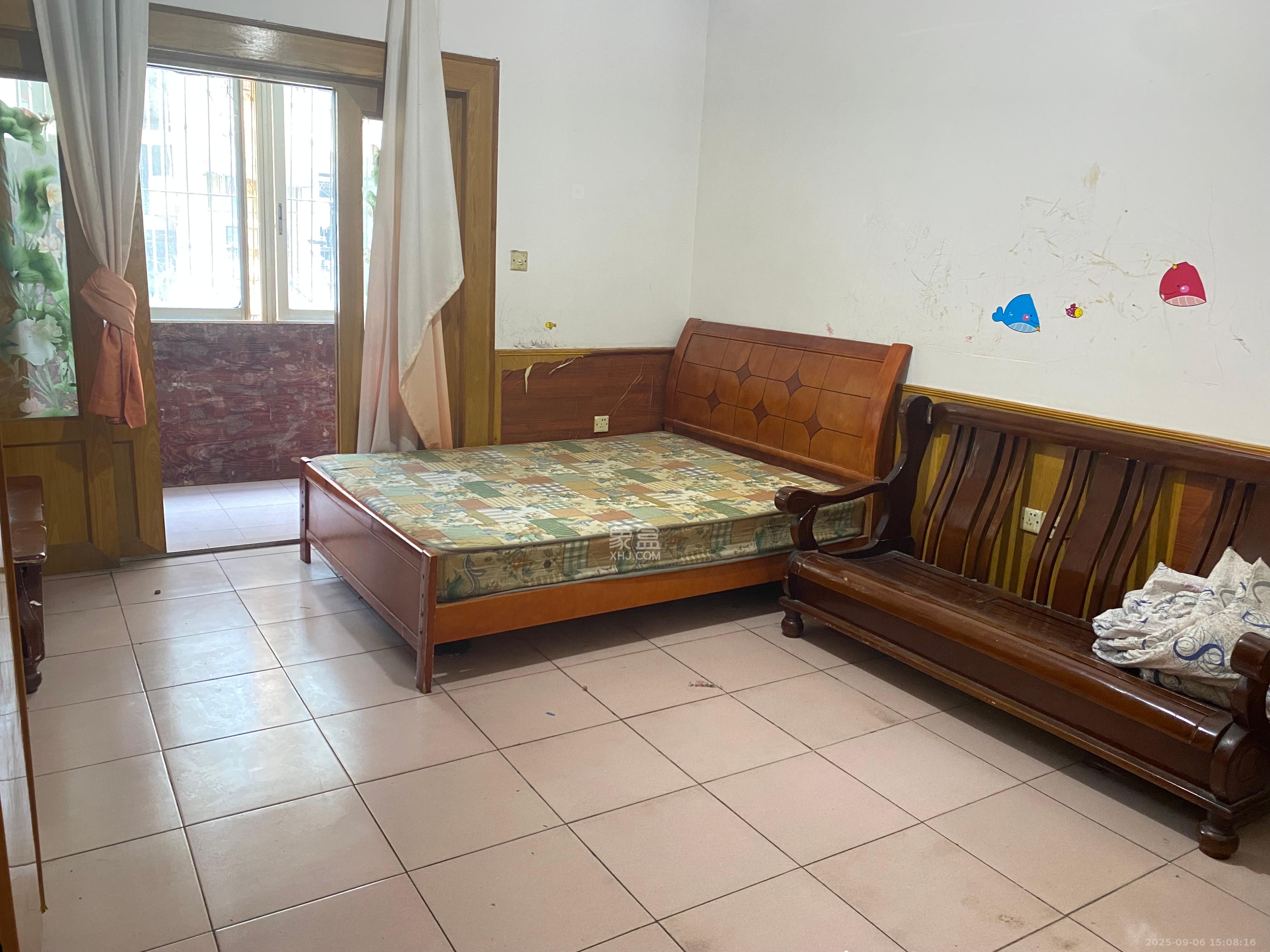 中建五局天心苑  2室1厅1卫    1400.0元/月室内图