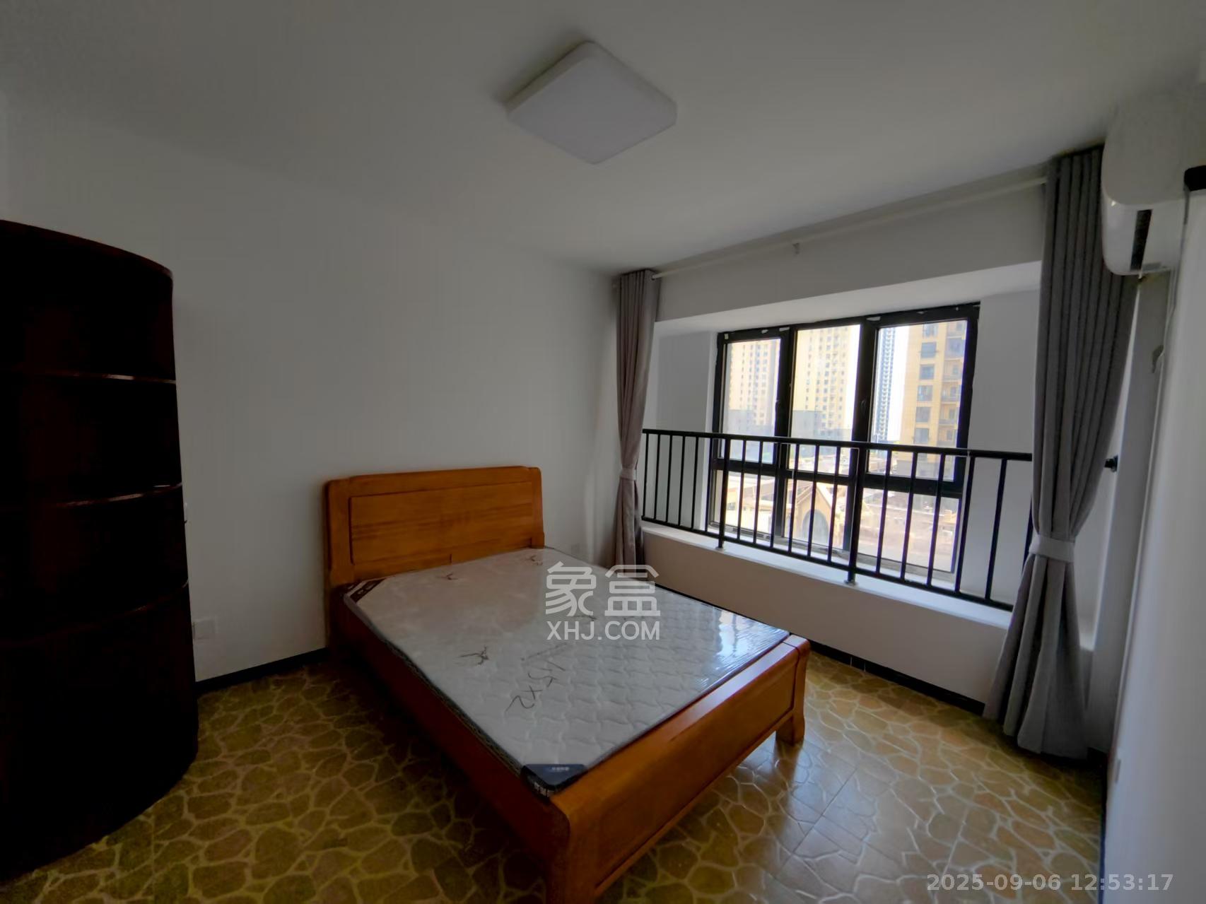 万达华府 3室2厅1卫 1600.0元/月 万达华府 3室2厅1卫 1600.0元/月室内图