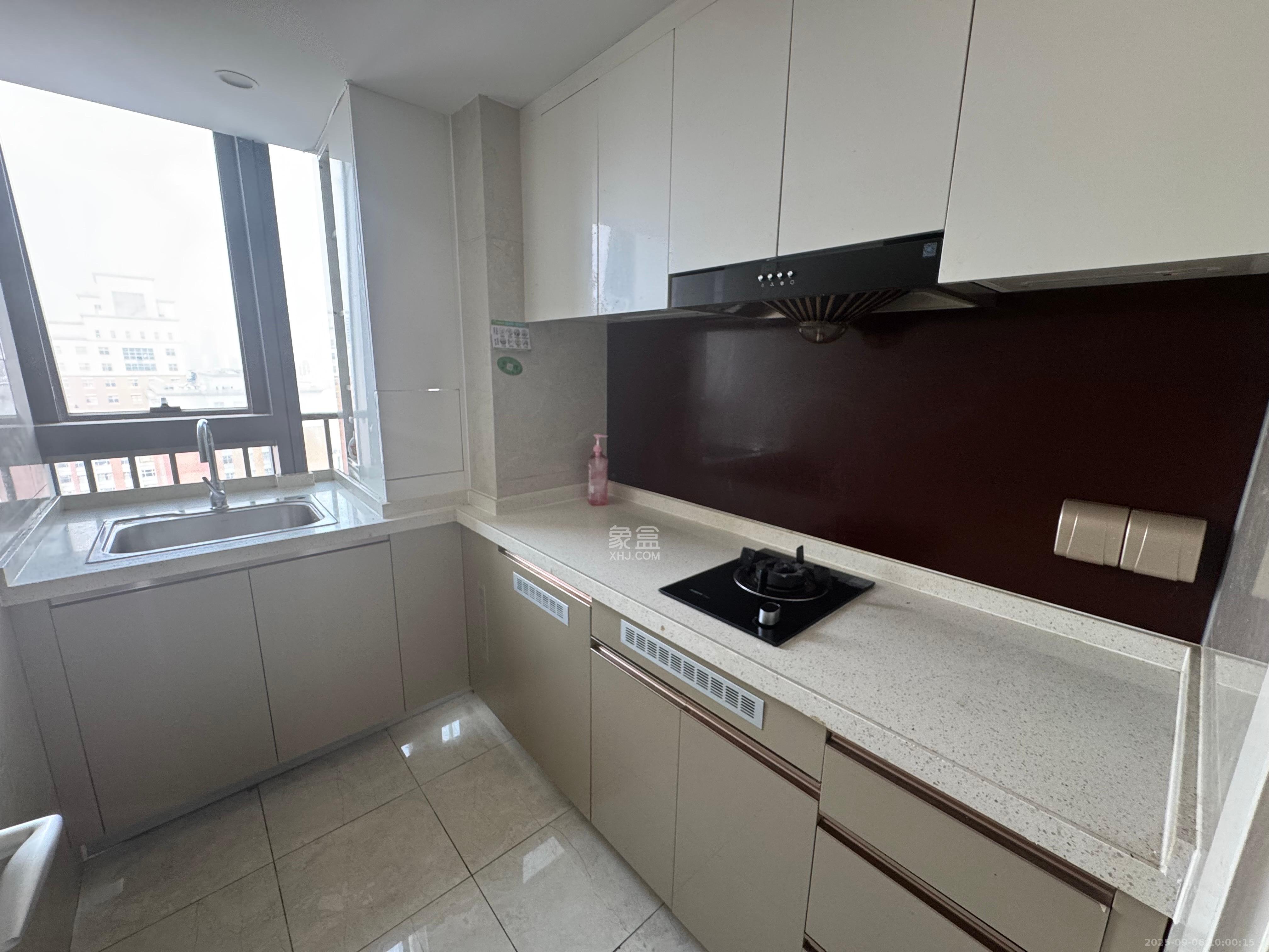 华远华时代  2室1厅1卫    2800.0元/月室内图