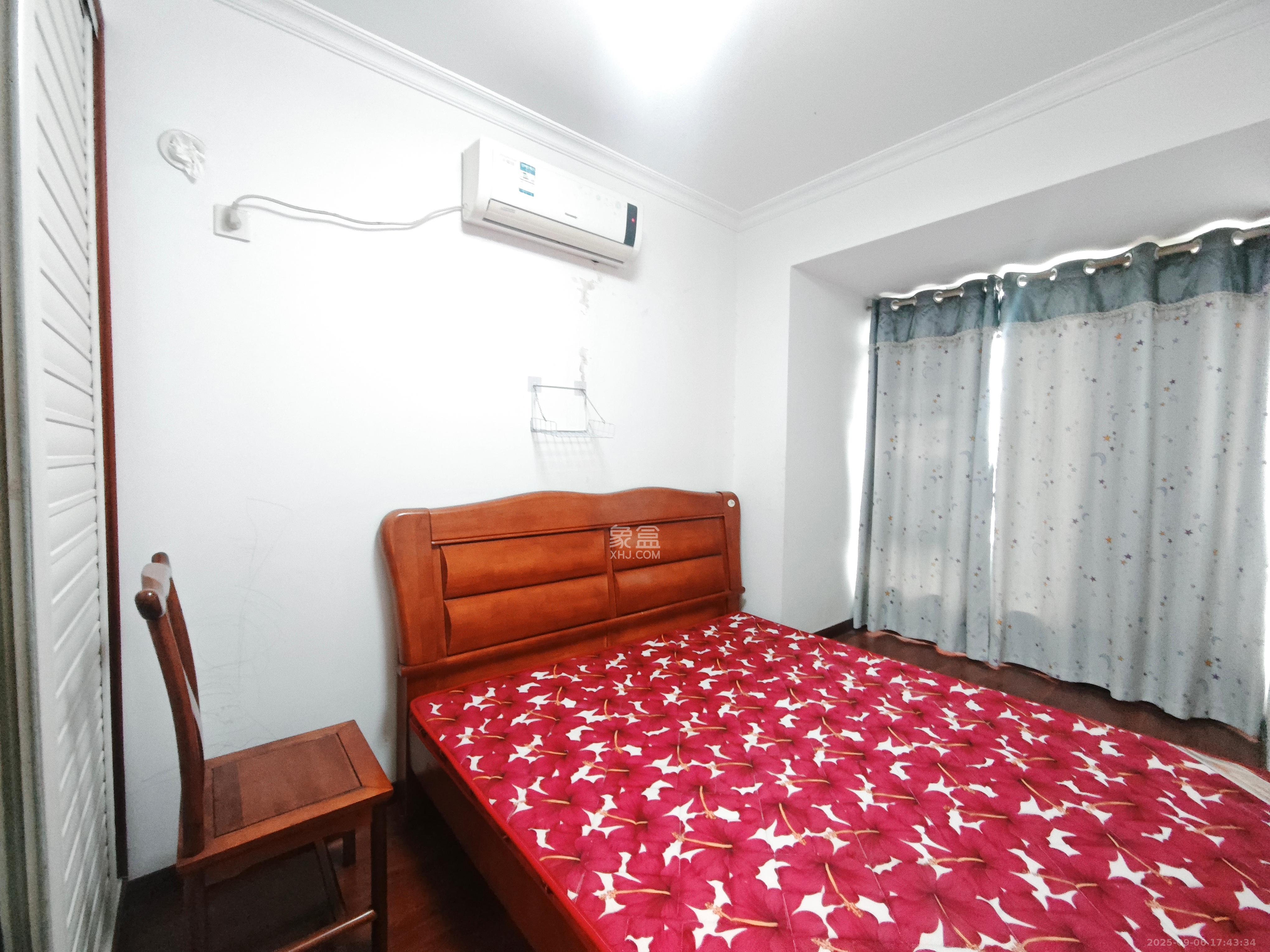 保利麓谷林语F区  3室2厅1卫    2600.0元/月室内图