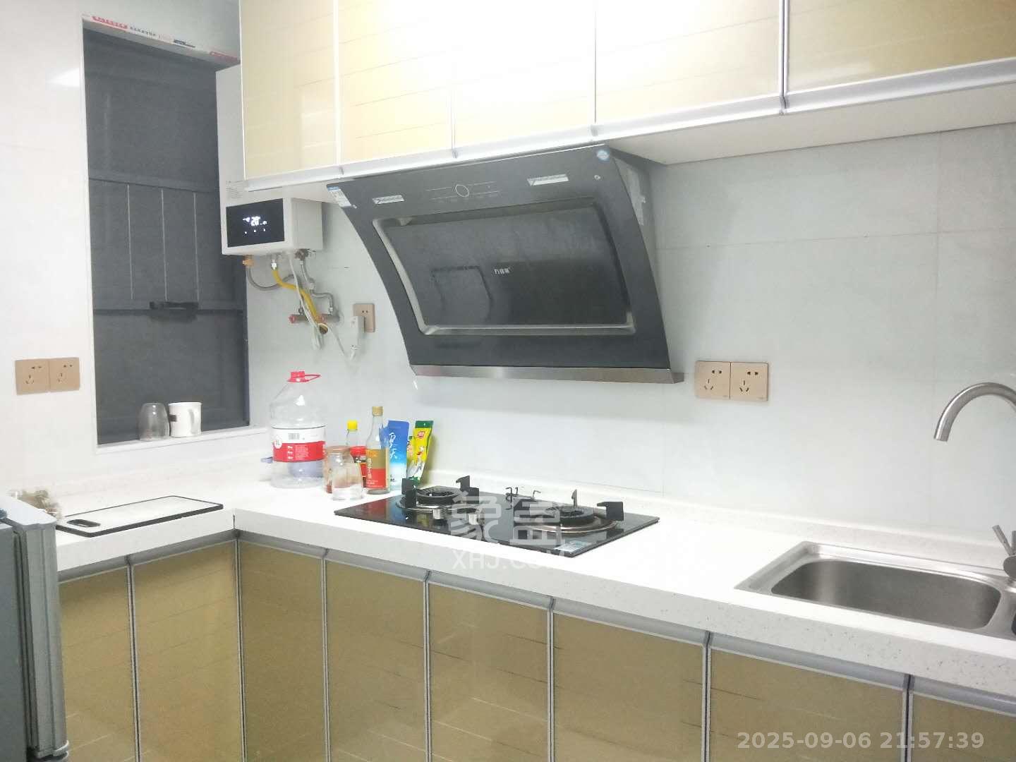 欧亚达国际广场  2室2厅1卫   2100.00元/月室内图