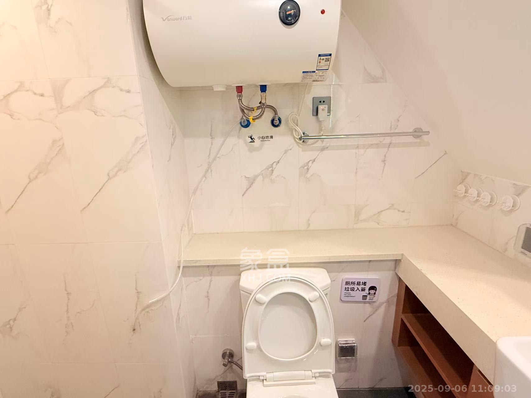 达美寰宇中心  2室1厅1卫    3500.0元/月 达美寰宇中心  2室1厅1卫    3500.0元/月室内图