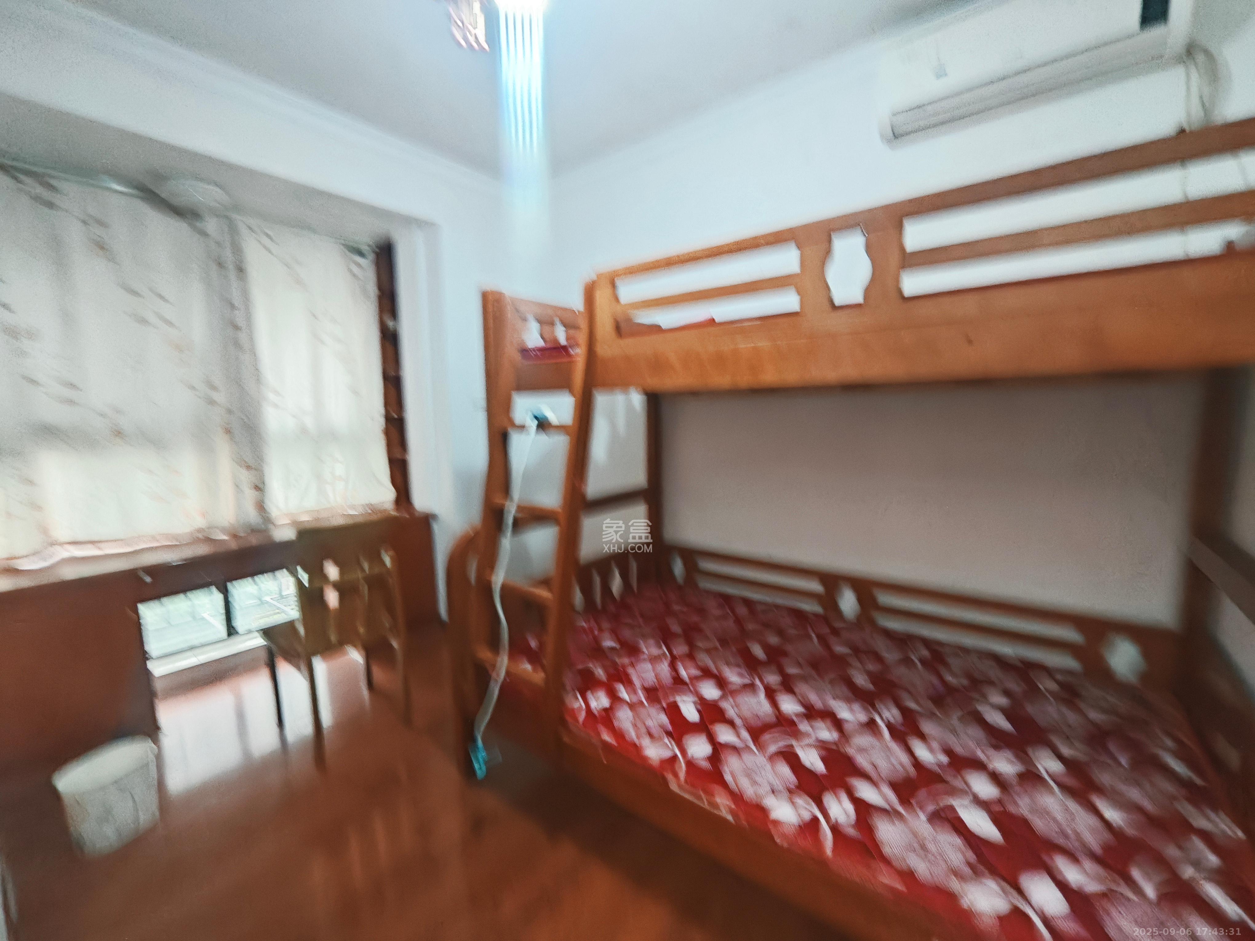 保利麓谷林语F区  3室2厅1卫    2600.0元/月室内图