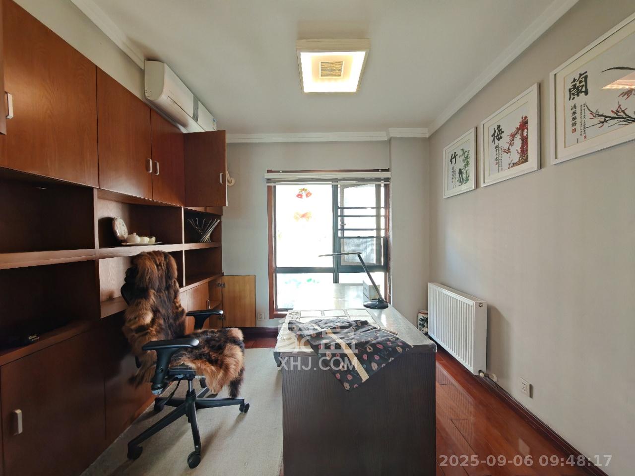 达美D6区  4室2厅2卫   3600.00元/月室内图