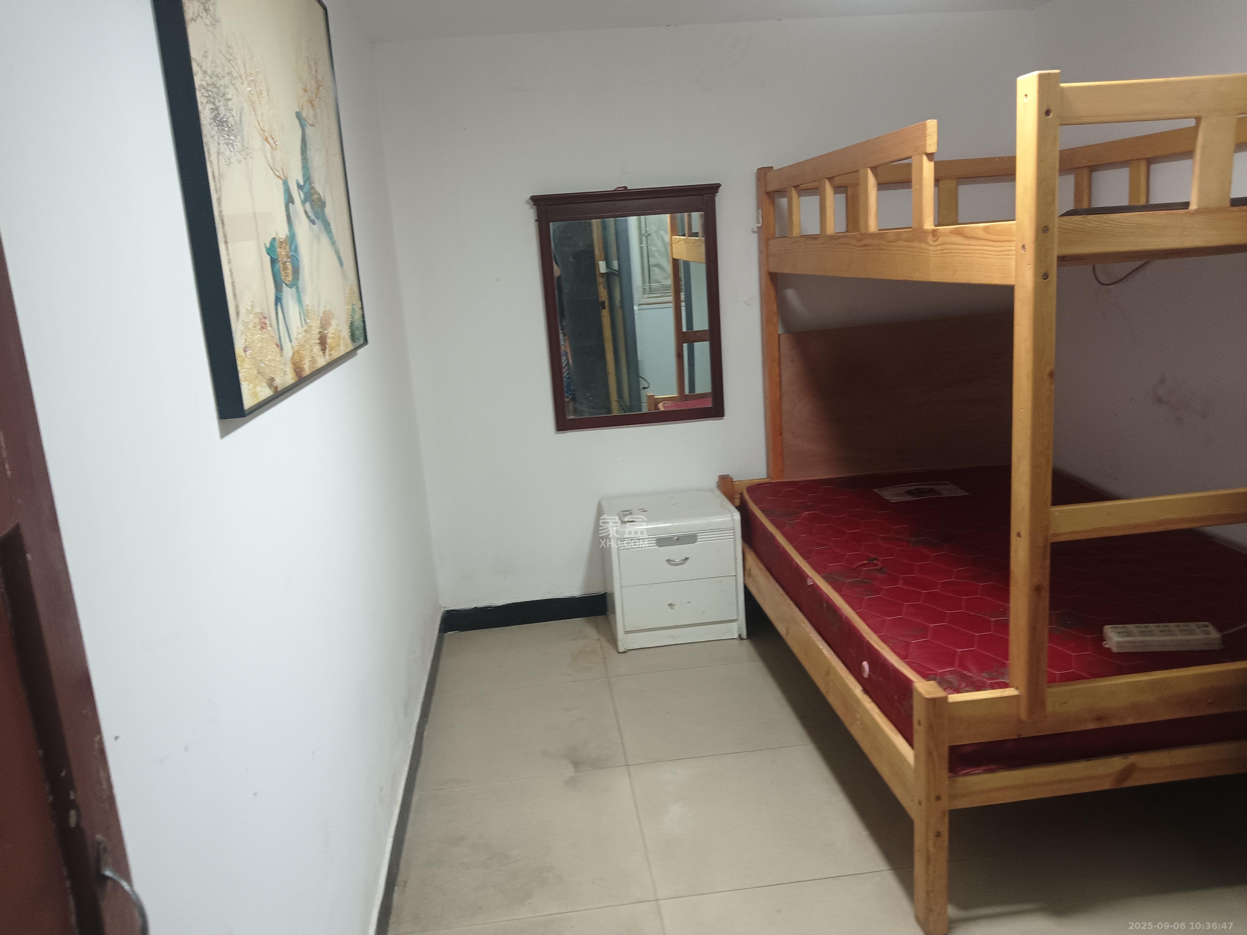 依星苑  1室0厅0卫    600.0元/月 依星苑  1室0厅0卫    600.0元/月室内图