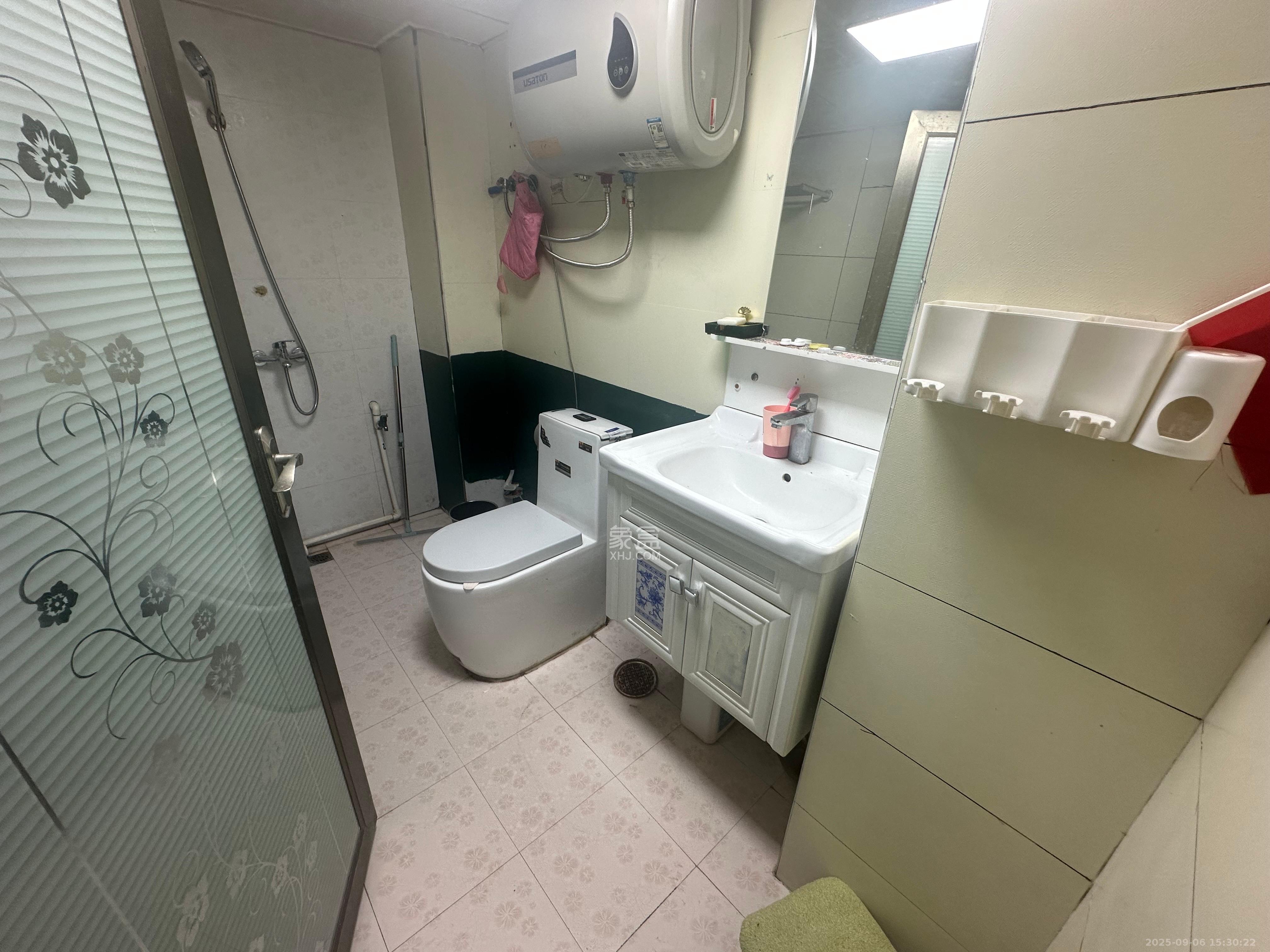 融圣国际  1室1厅1卫    2280.0元/月室内图