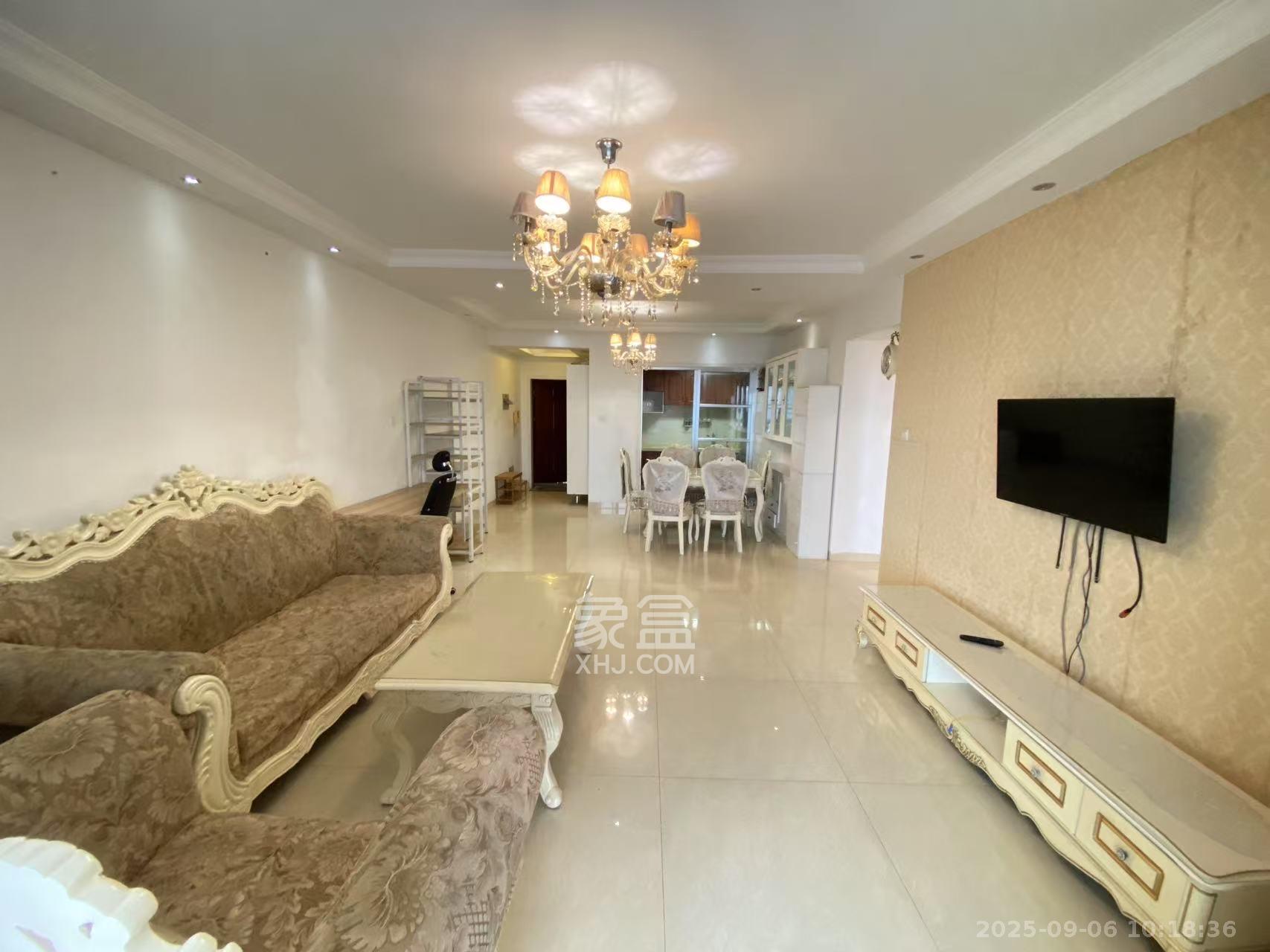 钱隆樽品(一、二、三期) 3室2厅2卫 2800.0元/月 钱隆樽品(一、二、三期) 3室2厅2卫 2800.0元/月室内图