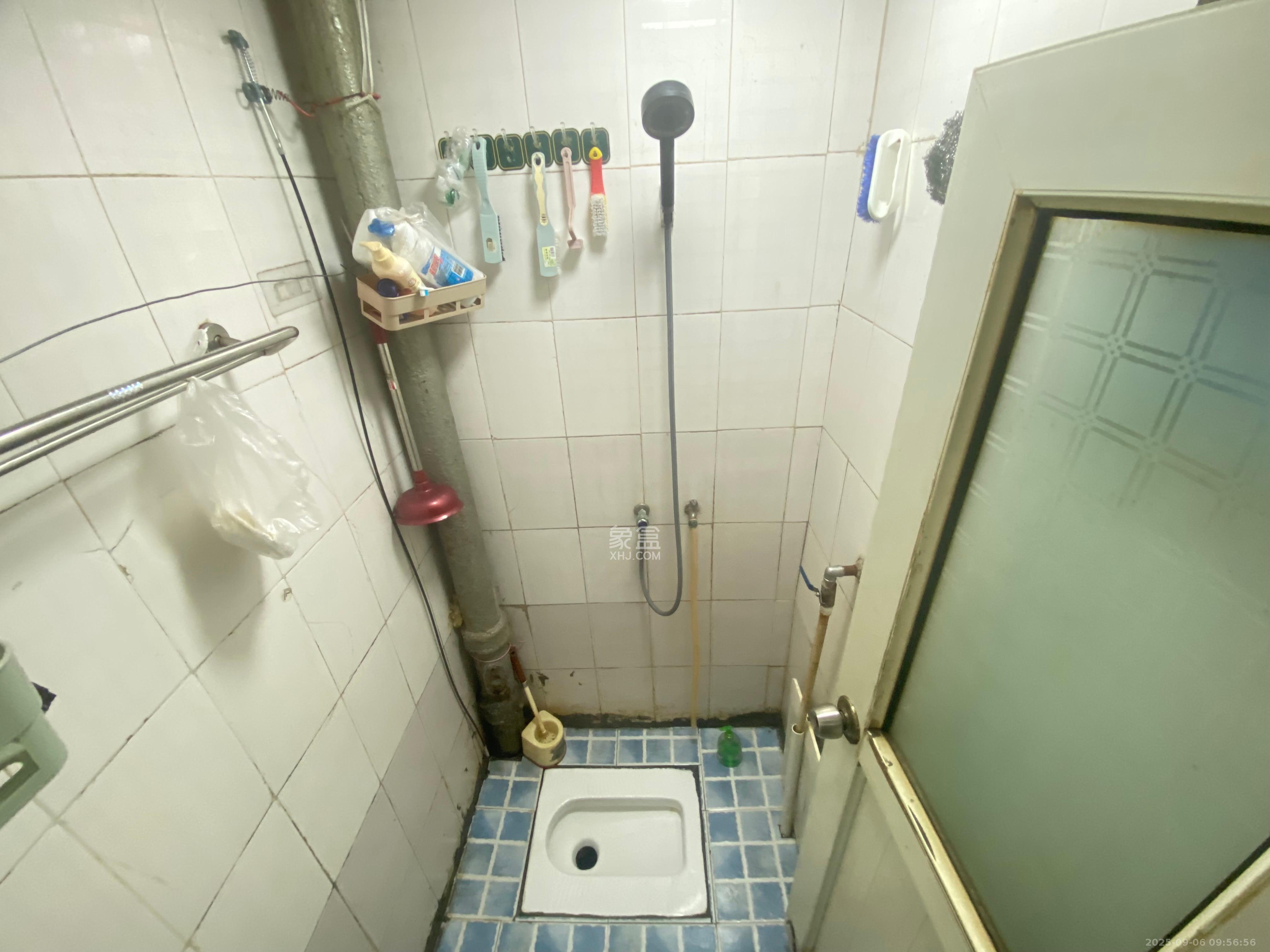 荣安宿舍  2室1厅1卫    1600.0元/月室内图