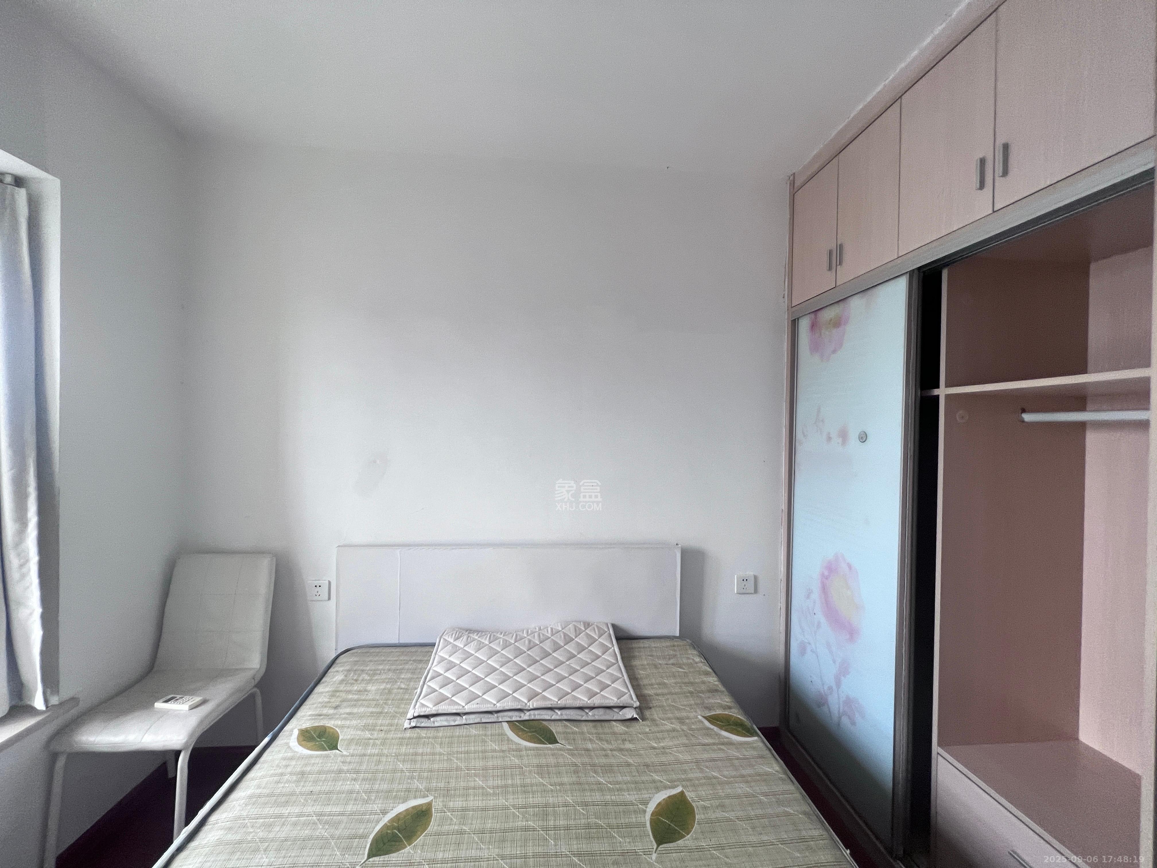 东玺门  3室2厅1卫    2300.0元/月 东玺门  3室2厅1卫    2300.0元/月室内图