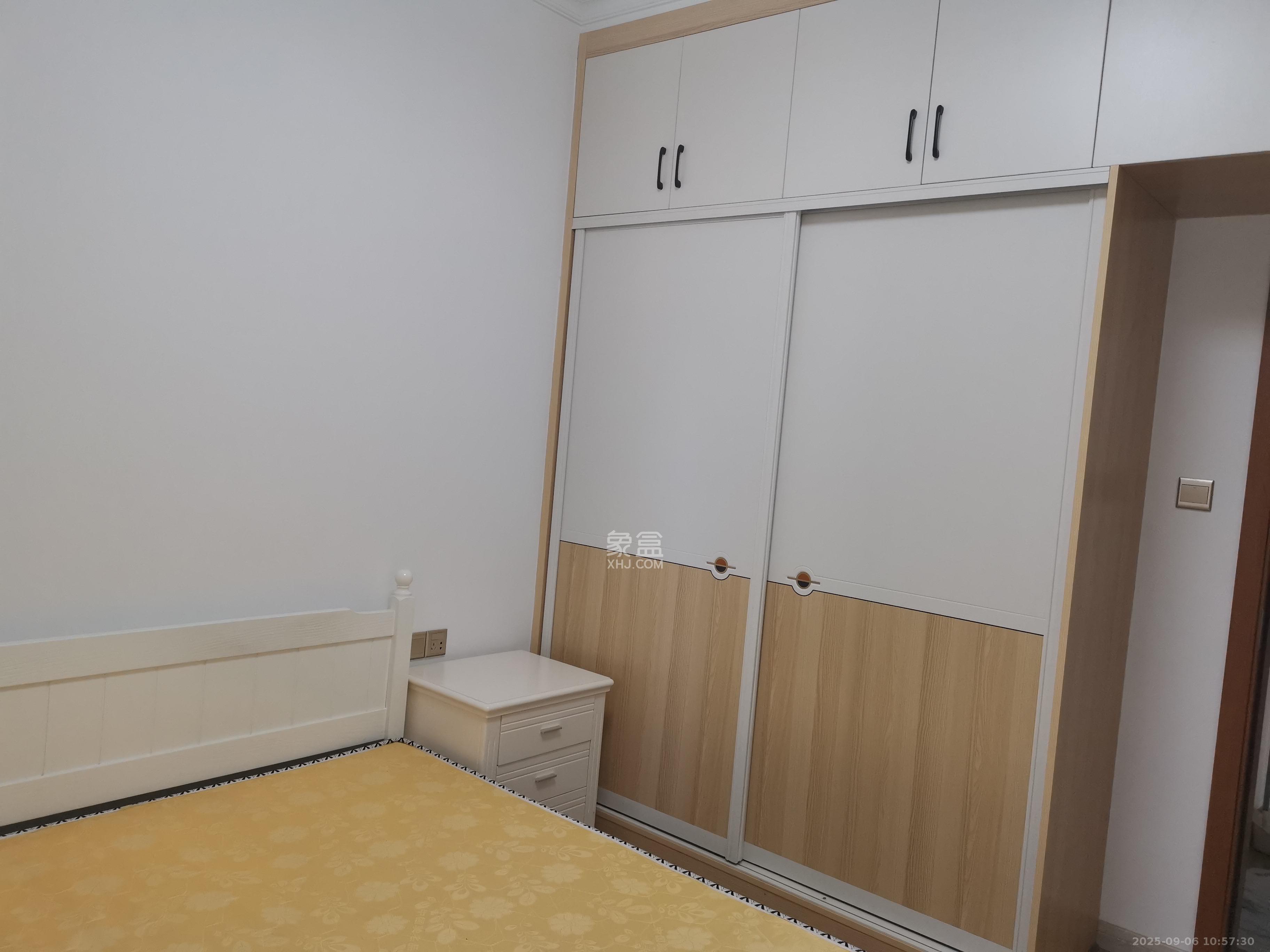 长房半岛蓝湾(观山月) 2室1厅1卫 2000.0元/月 长房半岛蓝湾(观山月) 2室1厅1卫 2000.0元/月室内图