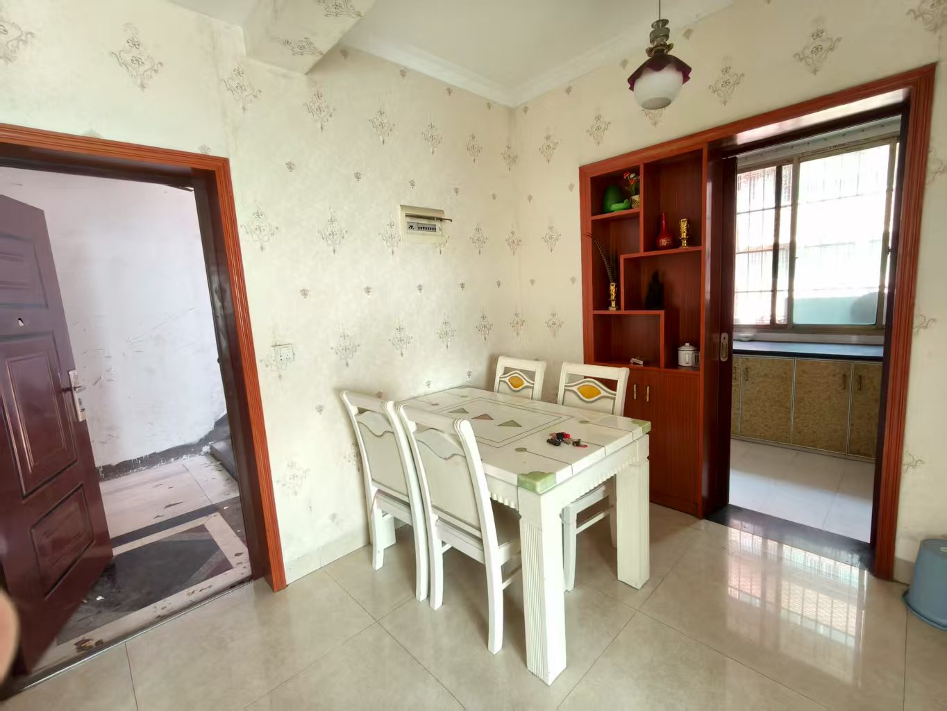 八角亭花苑 3室2厅1卫 1200.0元/月 八角亭花苑 3室2厅1卫 1200.0元/月室内图